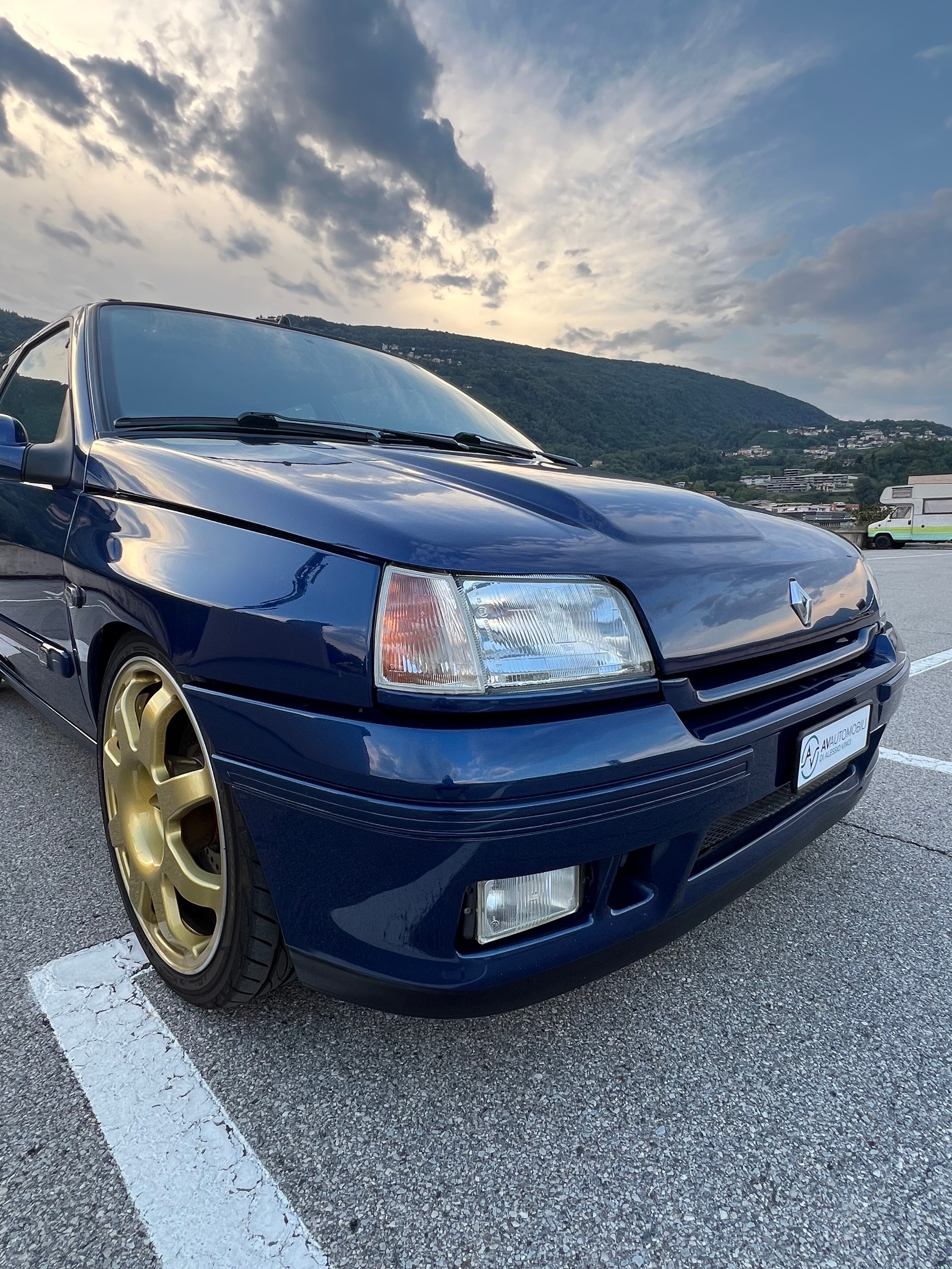 RENAULT Clio 2.0 16V Williams-image-3