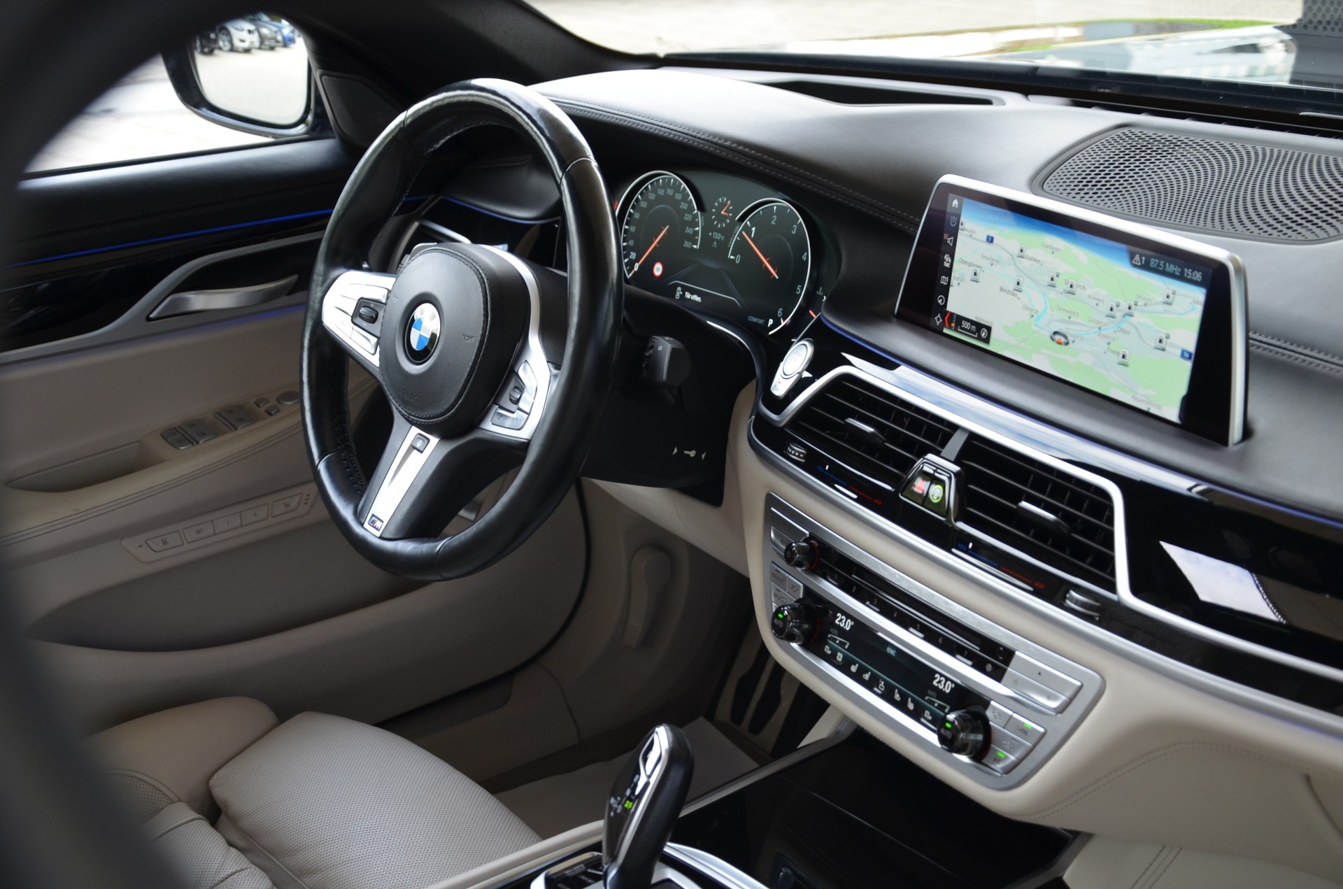 BMW 740d xDrive Steptronic,Frisch ab MFK,1 Jahr oder 20'000km Garantie*-image-13