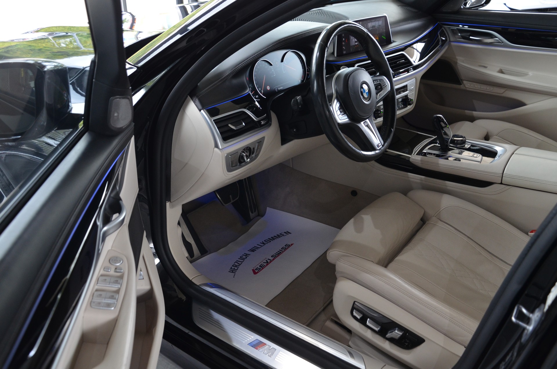BMW 740d xDrive Steptronic,Frisch ab MFK,1 Jahr oder 20'000km Garantie*-image-7