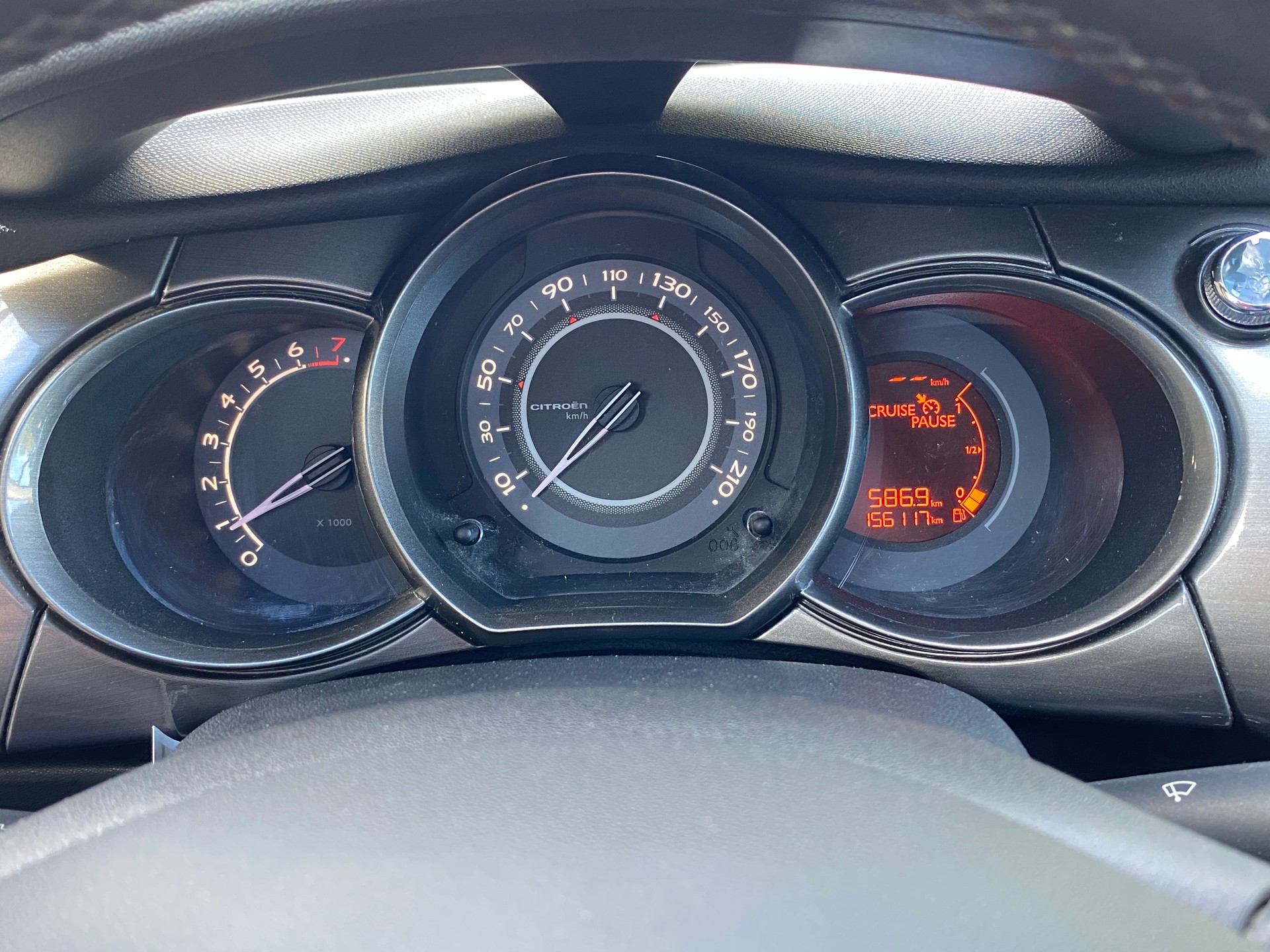 CITROEN C3 1.4i 16V Exclusive-image-10