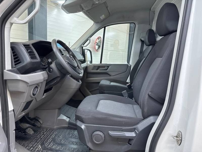 VW CRAFTER-image-9