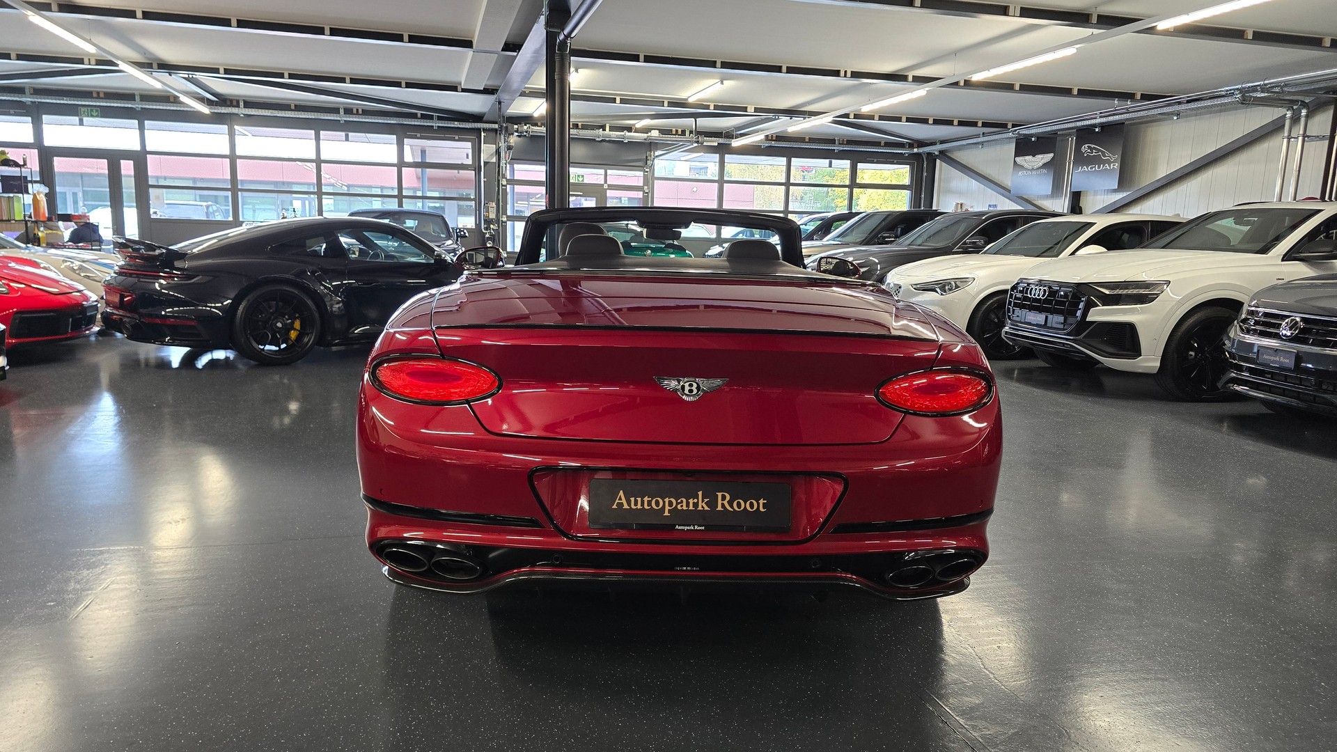 BENTLEY Continental GTC 4.0 V8 Carbon Edition-image-8