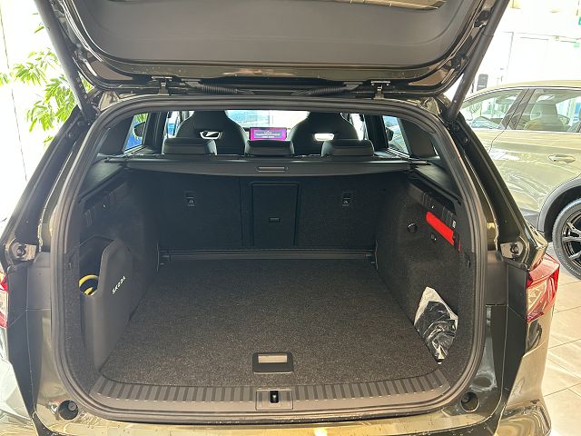 SKODA Enyaq 85x Sportline 4x4-image-10