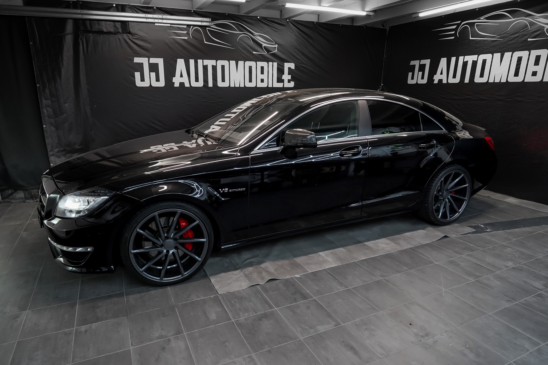 MERCEDES-BENZ CLS 63 AMG Speedshift MCT-image-2