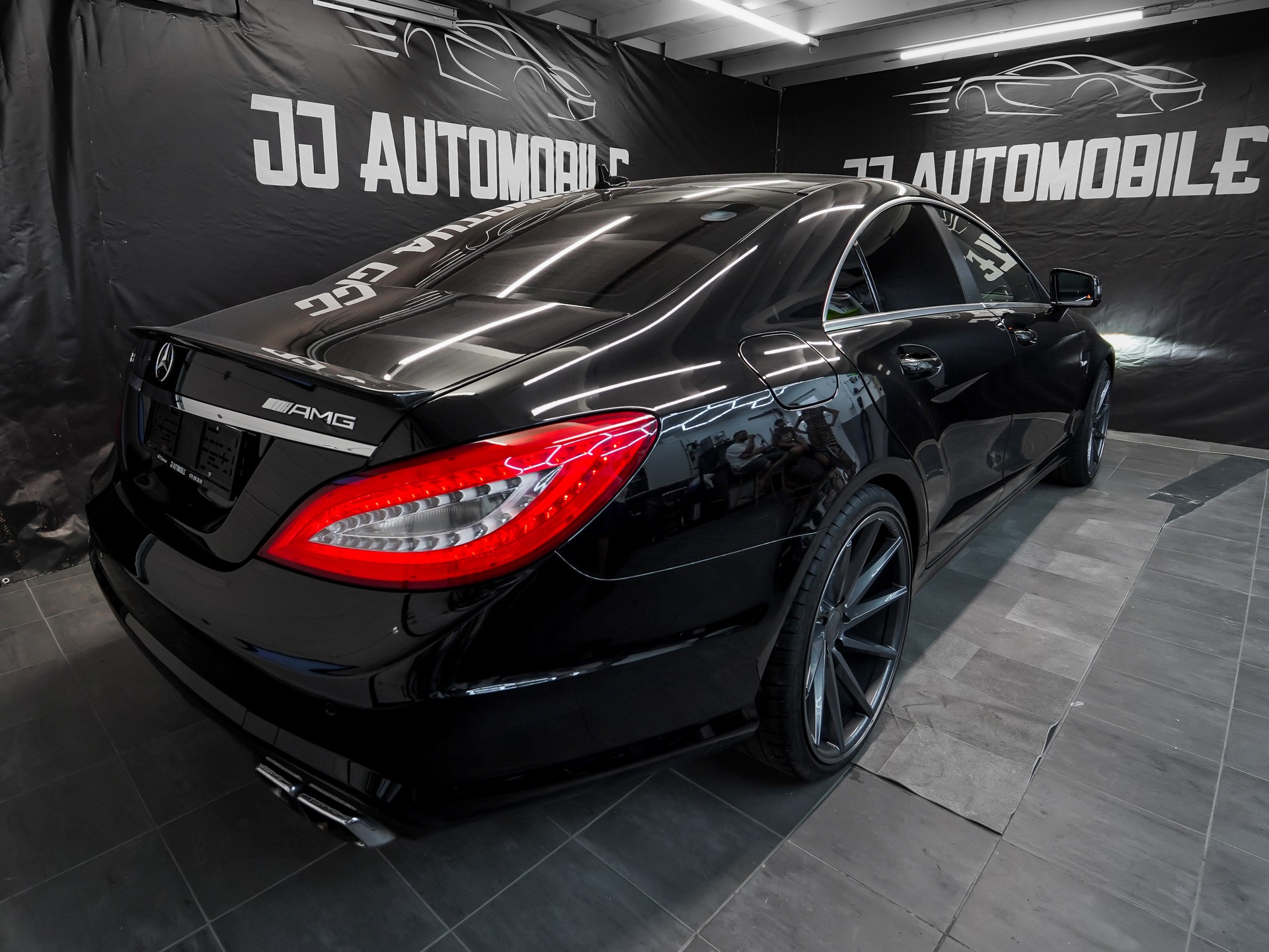 MERCEDES-BENZ CLS 63 AMG Speedshift MCT-image-4
