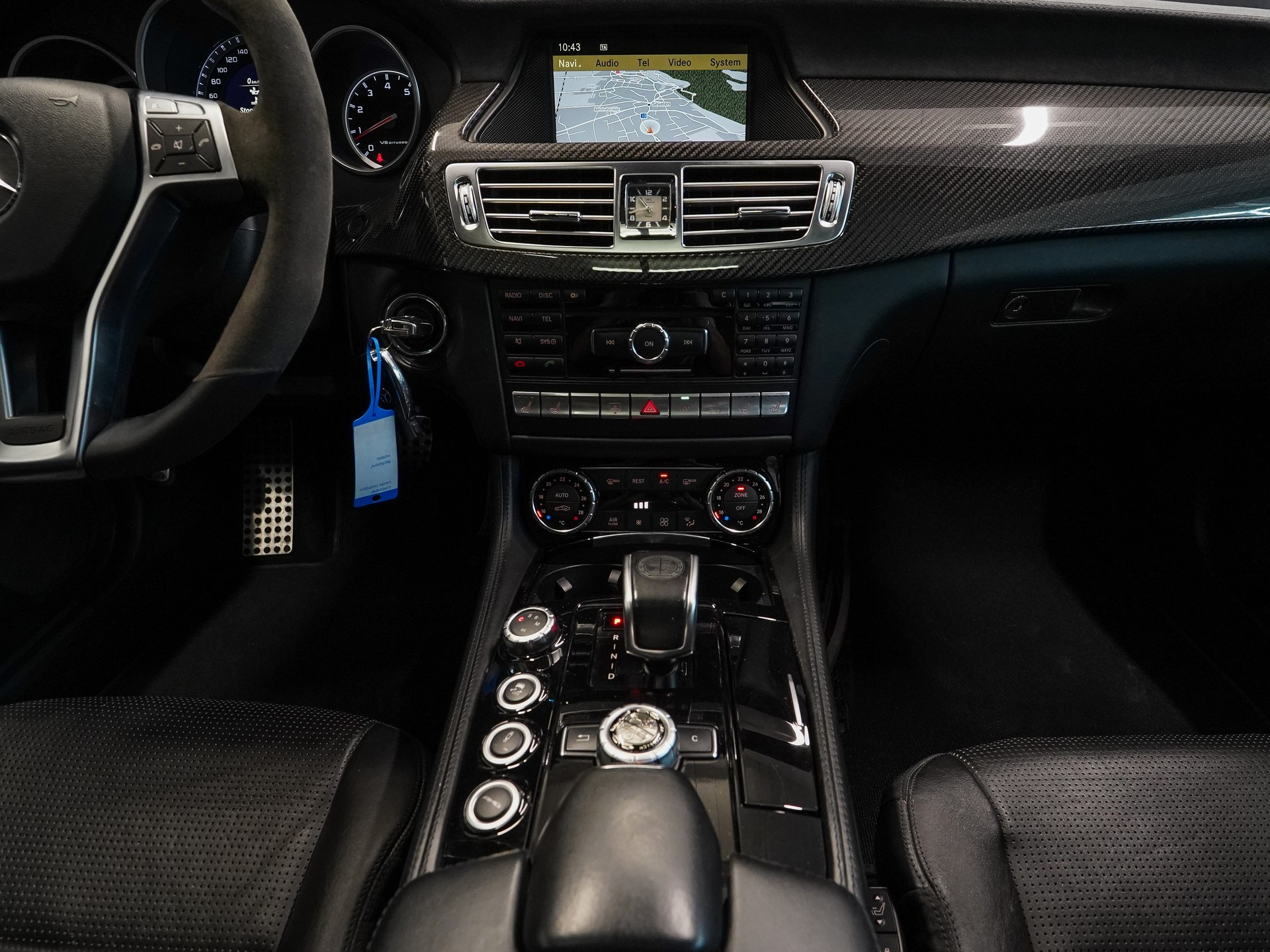MERCEDES-BENZ CLS 63 AMG Speedshift MCT-image-13