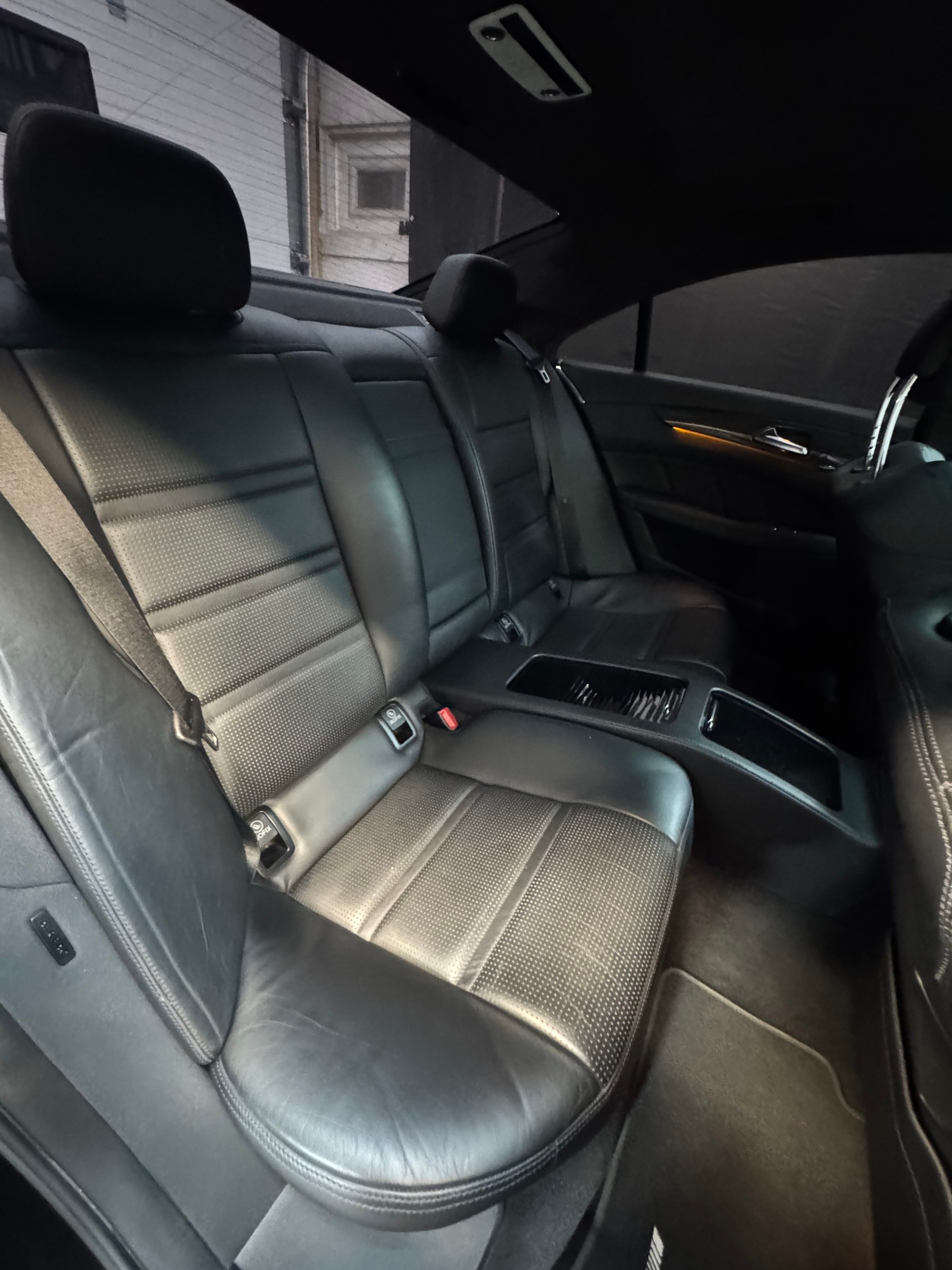 MERCEDES-BENZ CLS 63 AMG Speedshift MCT-image-6