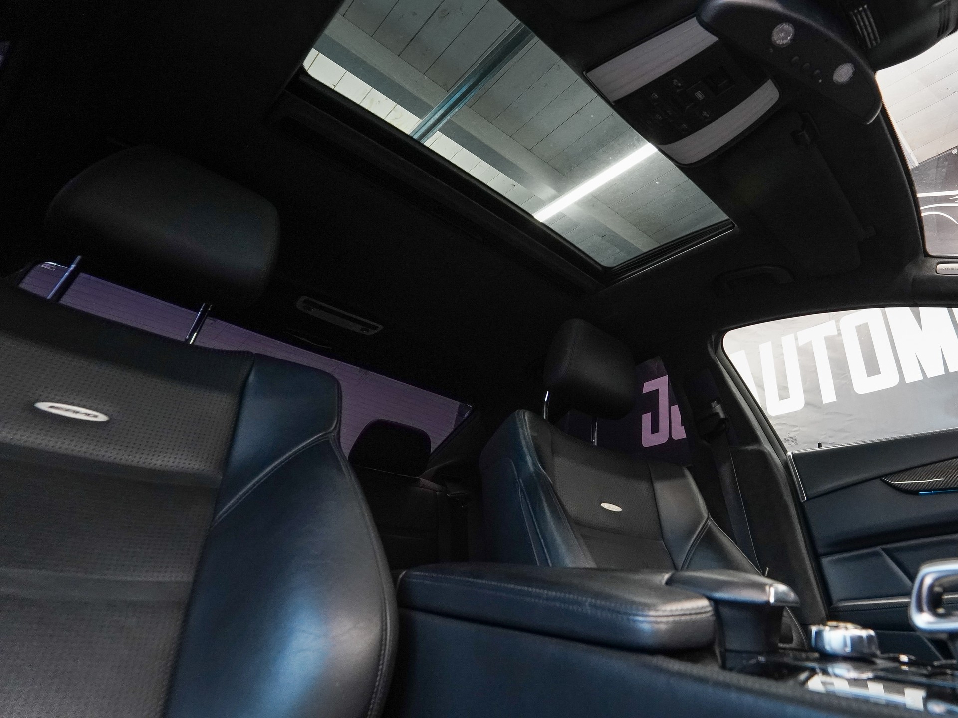 MERCEDES-BENZ CLS 63 AMG Speedshift MCT-image-12