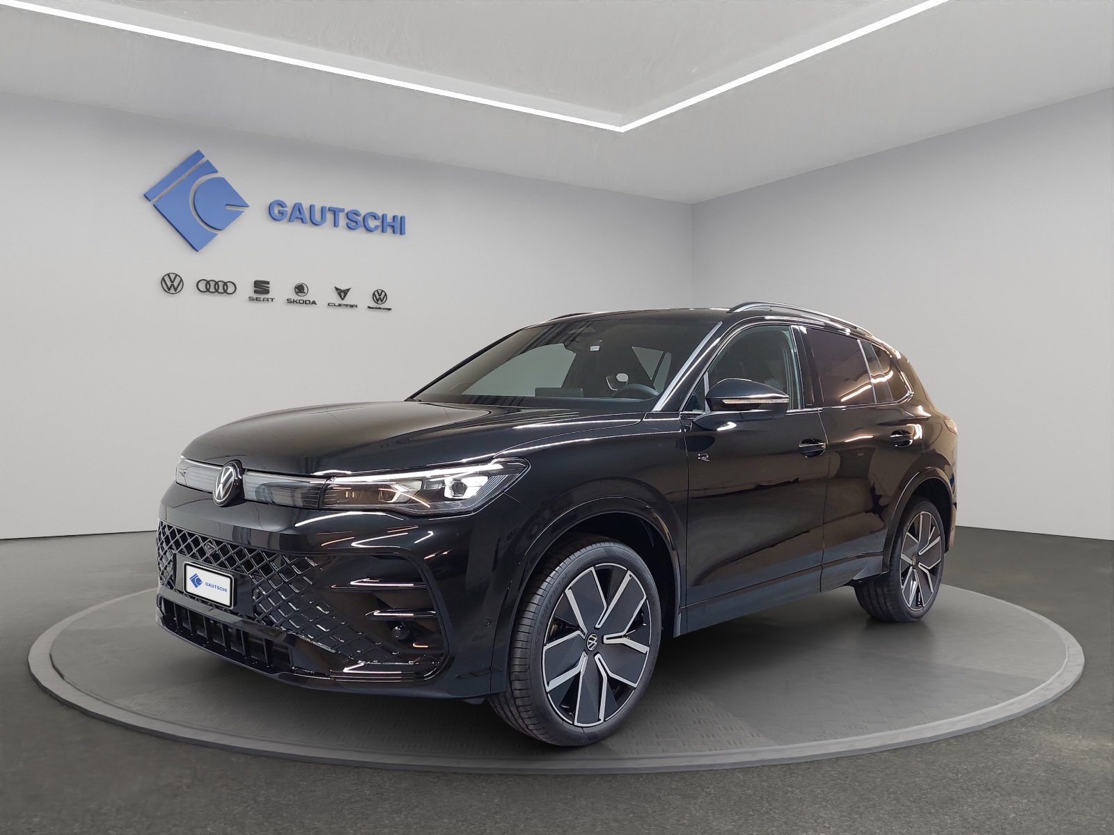 VW VW Tiguan R-Line 4MOTION-image-0
