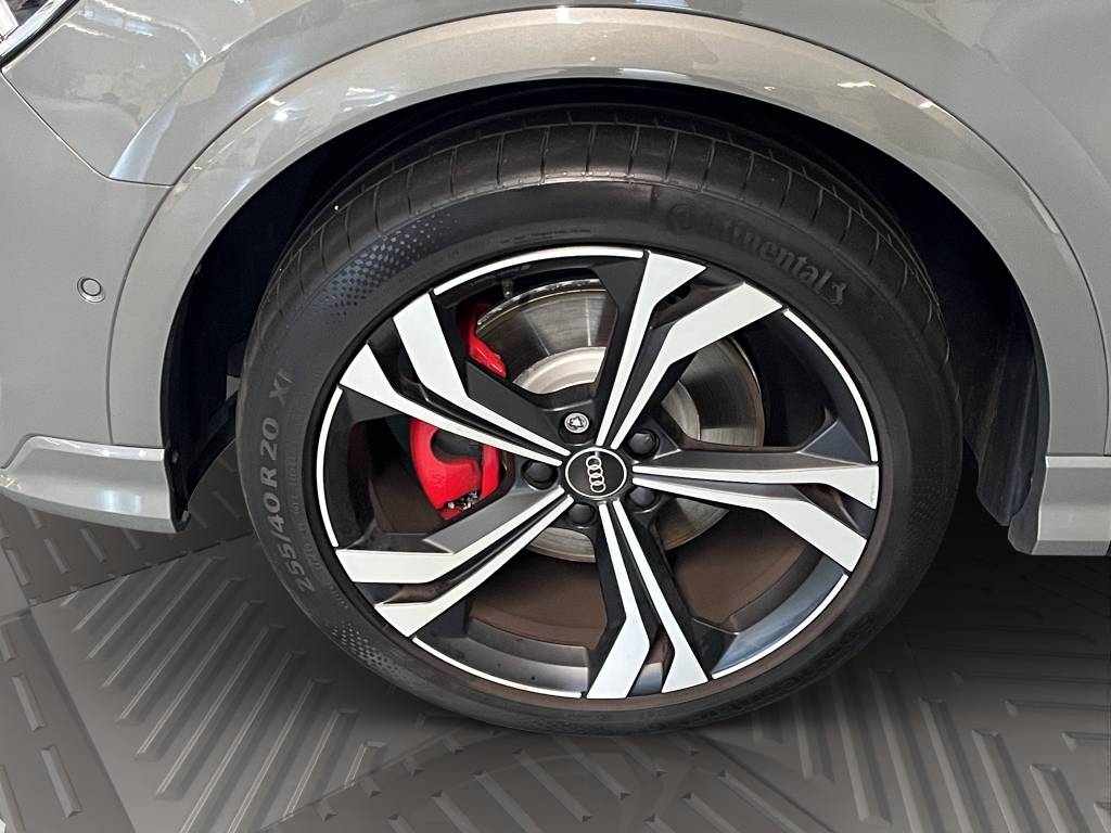 AUDI Q3 Sportback 45 TFSI S line quattro S-tronic-image-11
