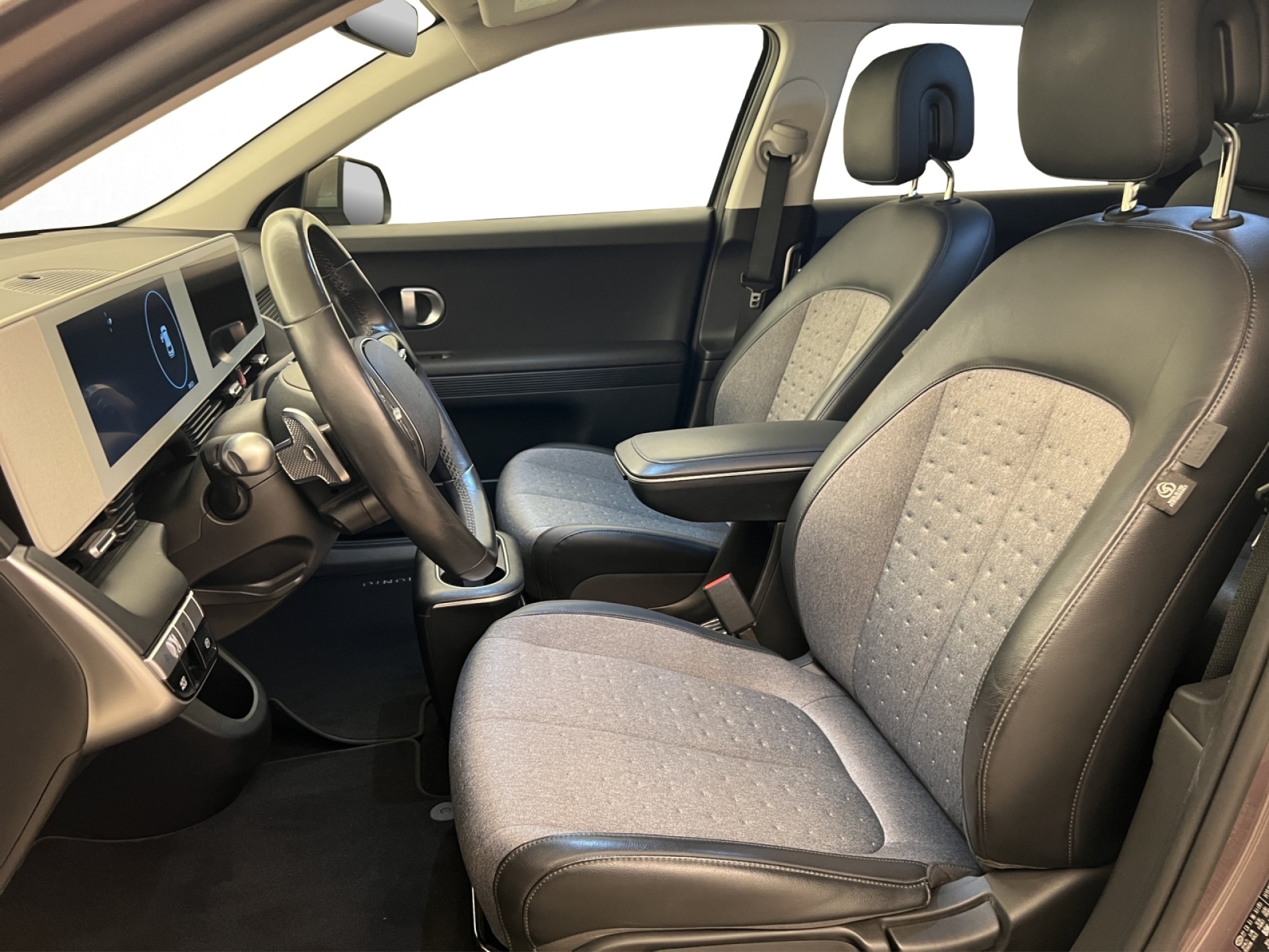 HYUNDAI Ioniq 5 Look 4WD-image-4
