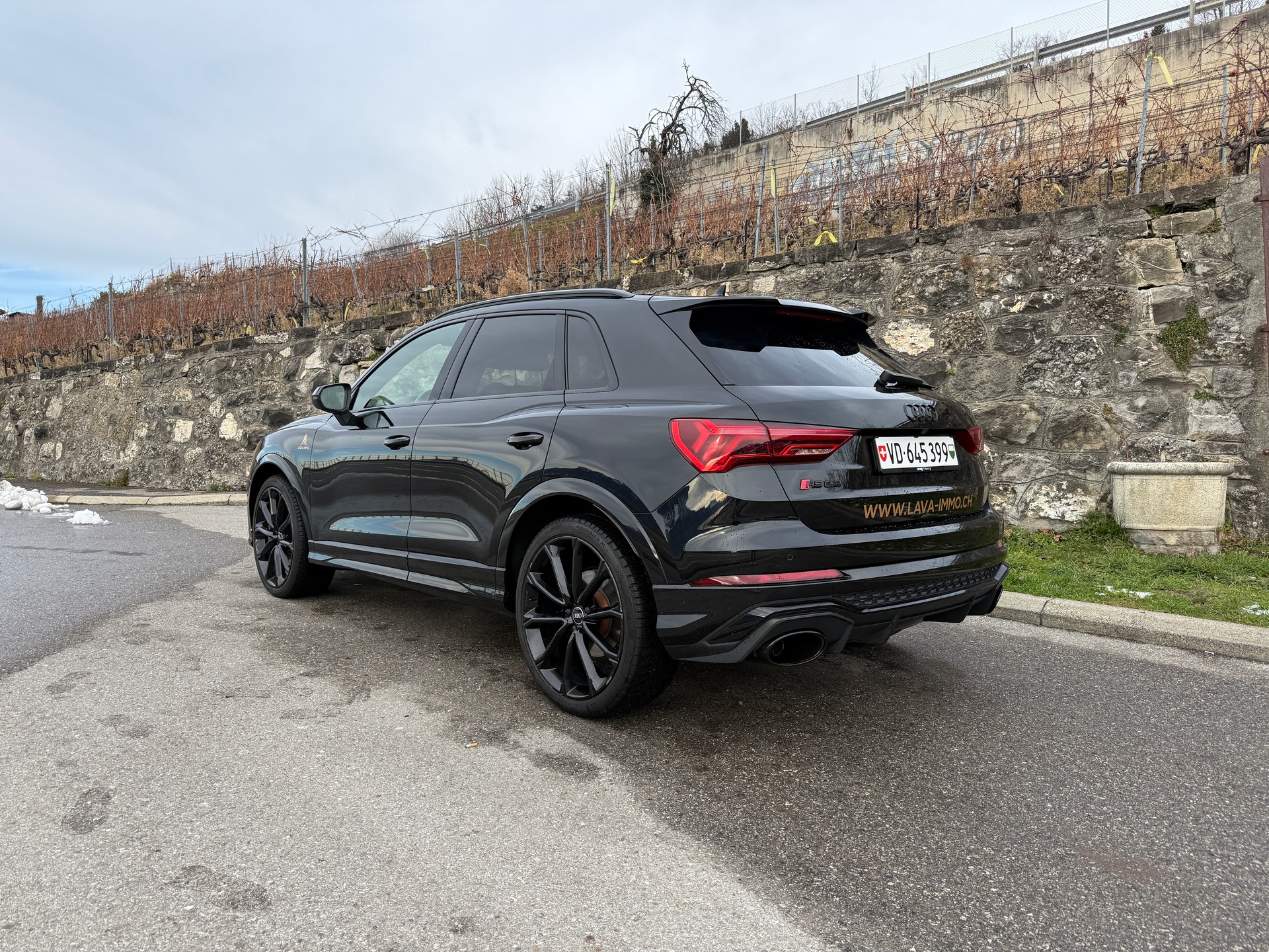 AUDI RS Q3 2.5 TFSI quattro S tronic-image-5
