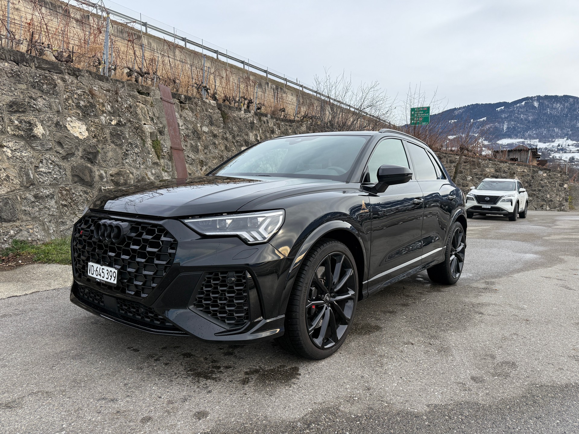 AUDI RS Q3 2.5 TFSI quattro S tronic-image-0