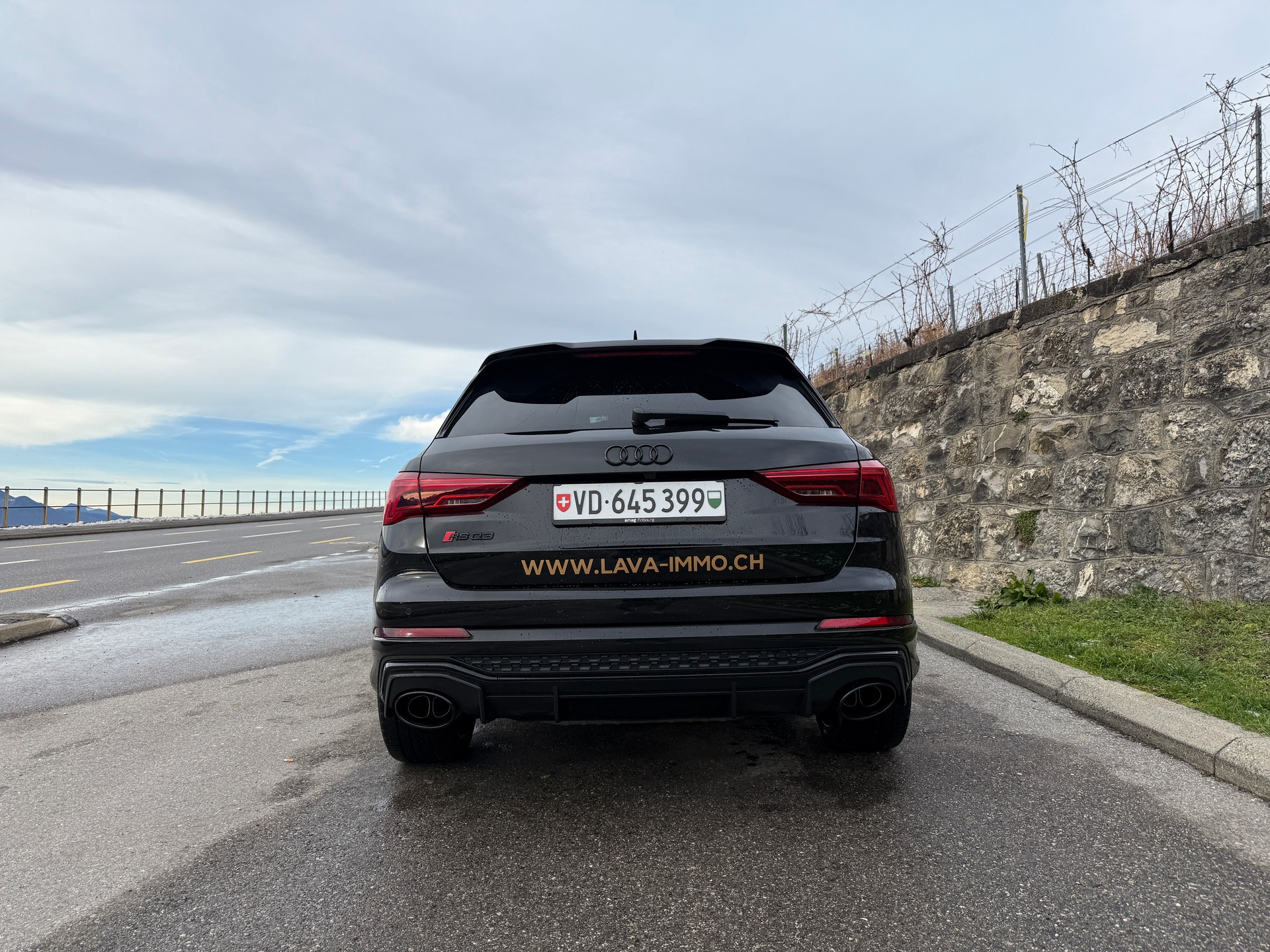 AUDI RS Q3 2.5 TFSI quattro S tronic-image-6