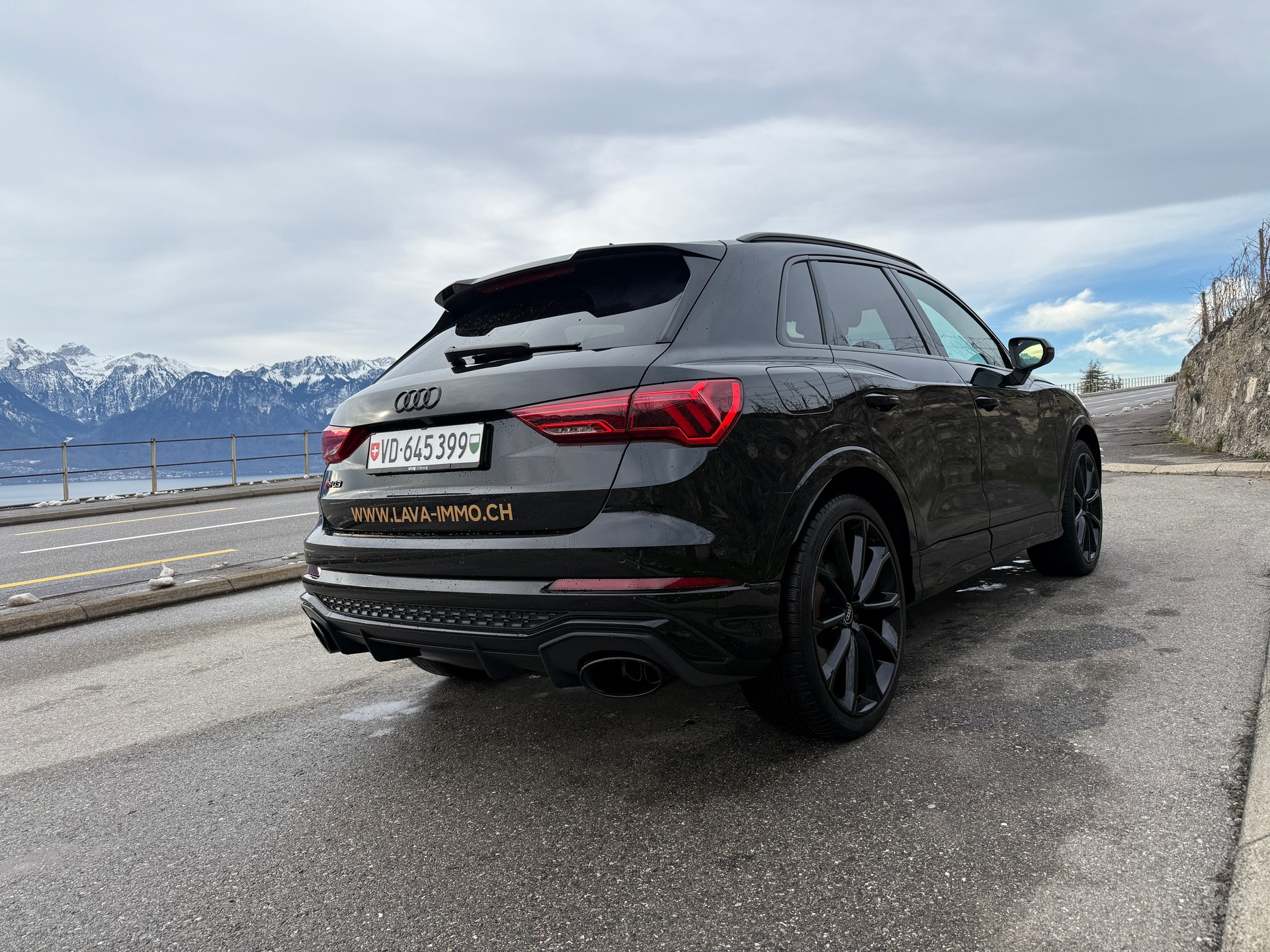 AUDI RS Q3 2.5 TFSI quattro S tronic-image-7