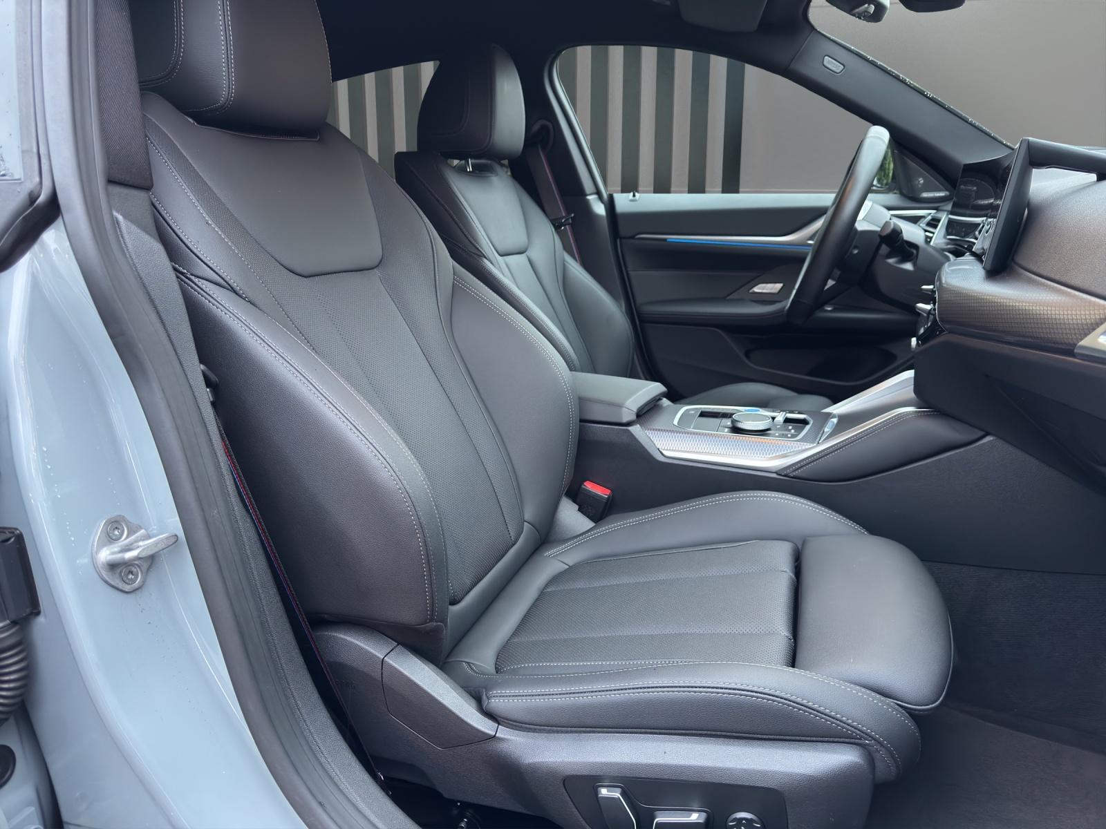 BMW i4 xDrive40 M Sportpaket Pro-image-18