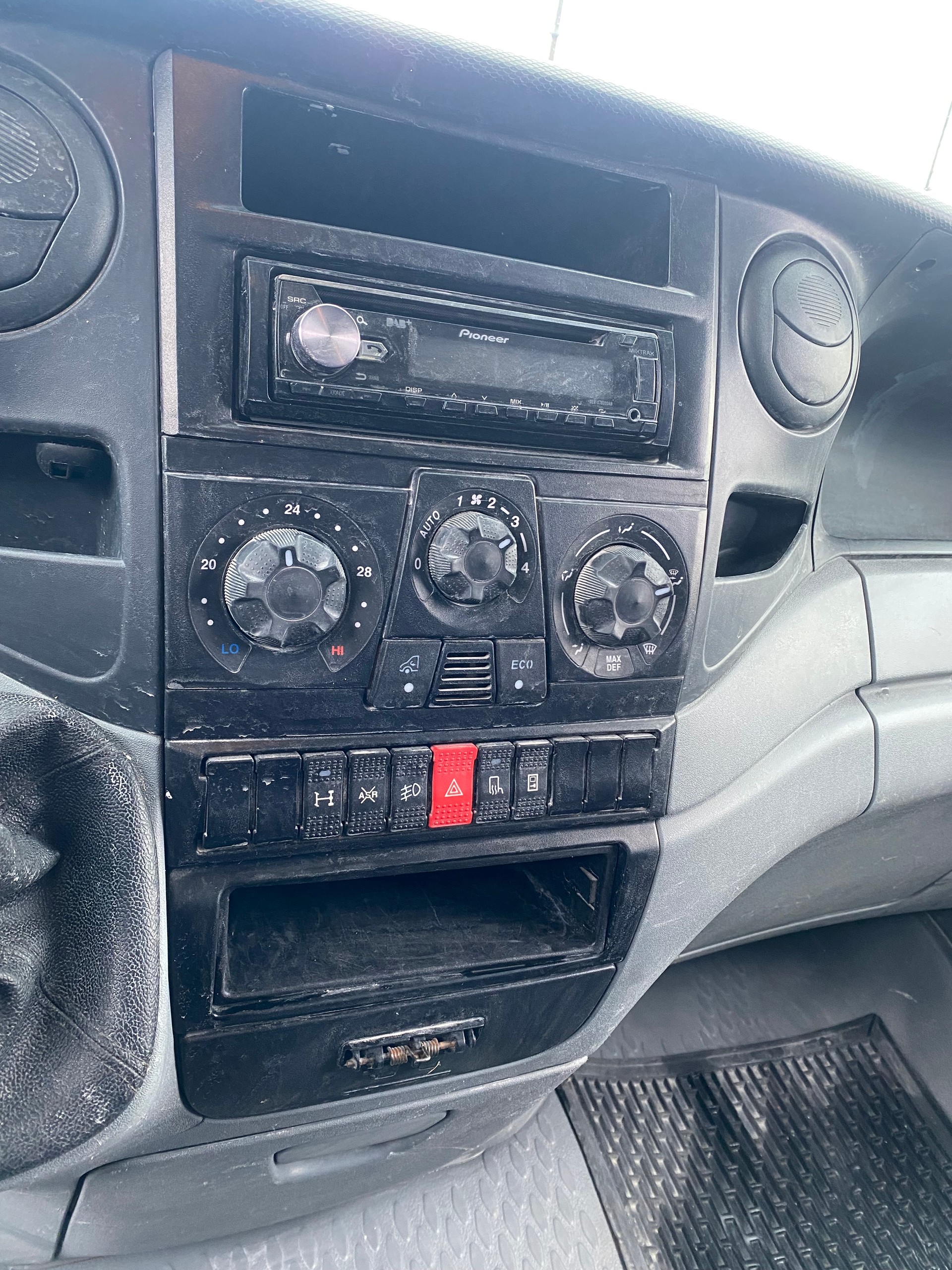 IVECO 35C18V DAILLY-image-9