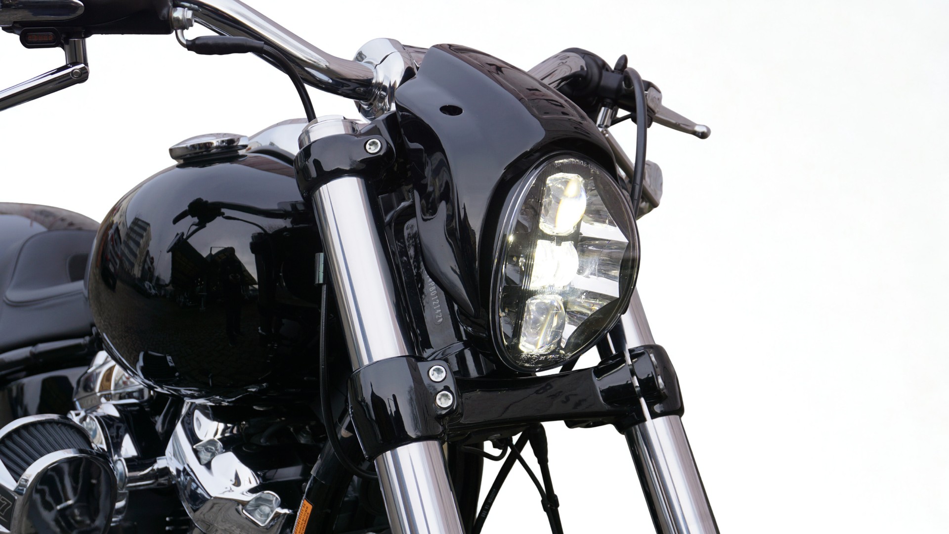 HARLEY-DAVIDSON FXBR Breakout 117-image-6