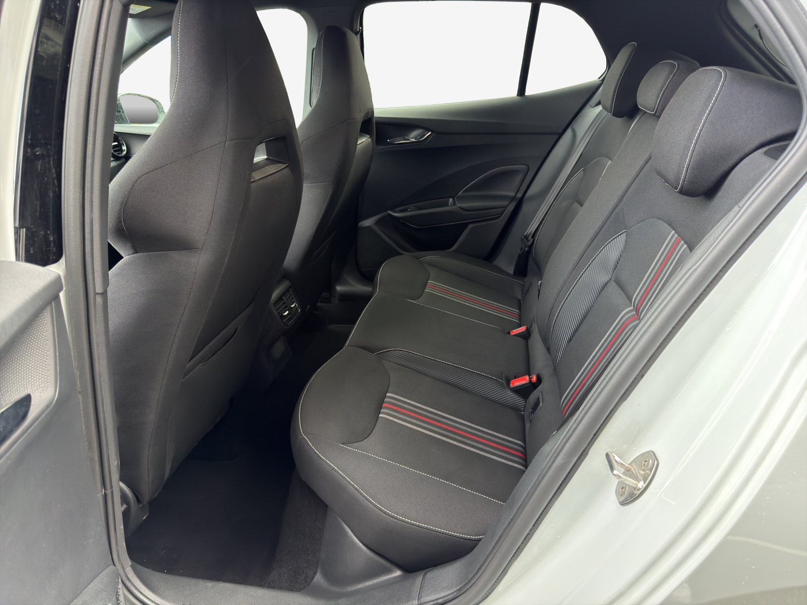 SKODA Fabia 1.0 TSI Monte Carlo DSG-image-11