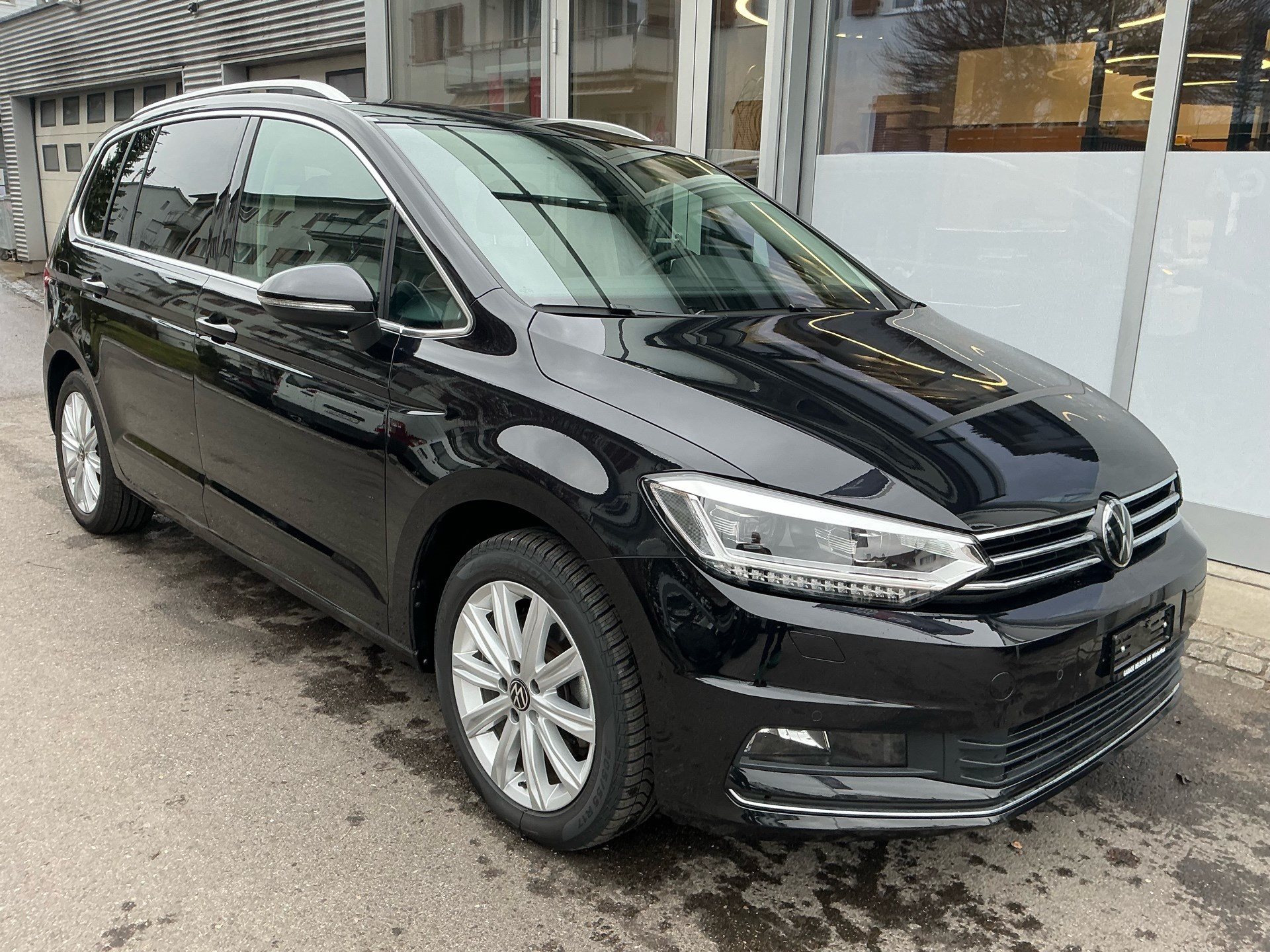 VW Touran 2.0 TDI DSG HIGHLINE *** 7 -SITZER ***-image-2