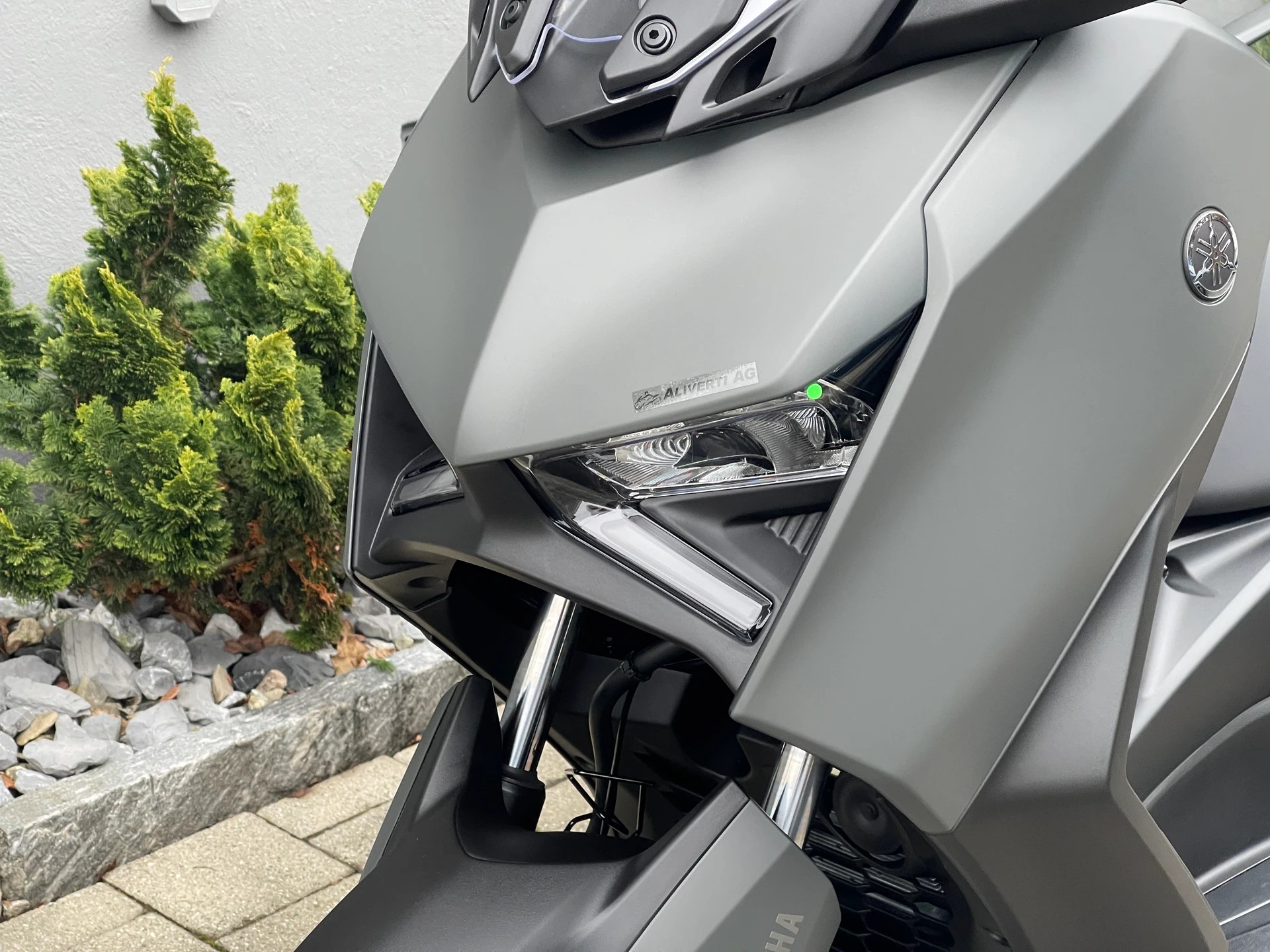 YAMAHA XMAX 125 2026-showroom-element-2
