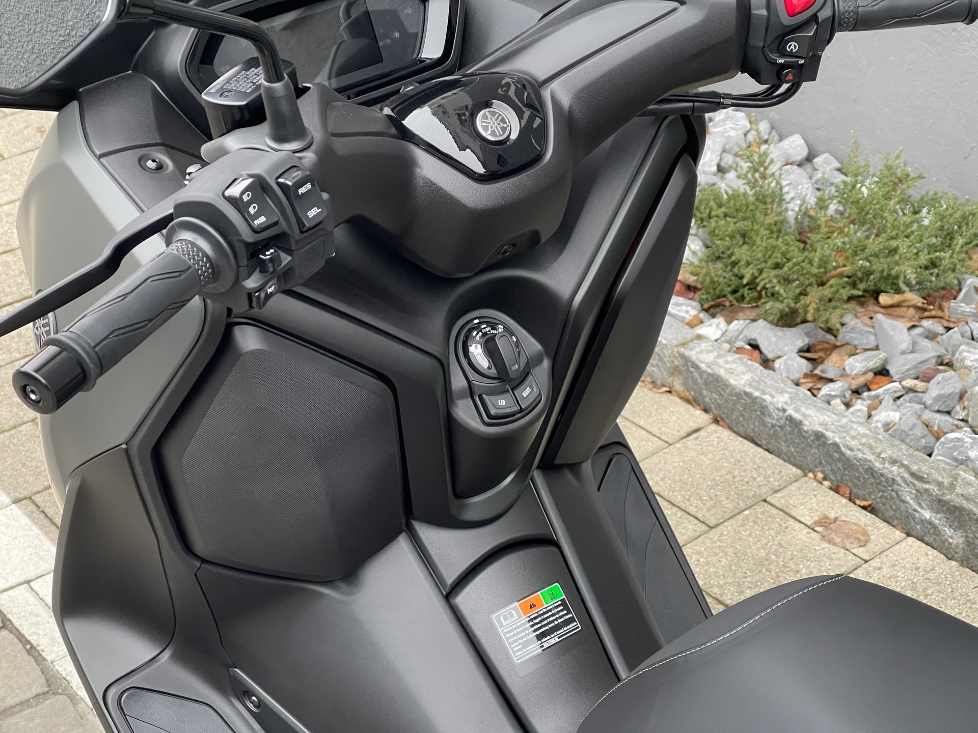 YAMAHA XMAX 125 2026-image-5