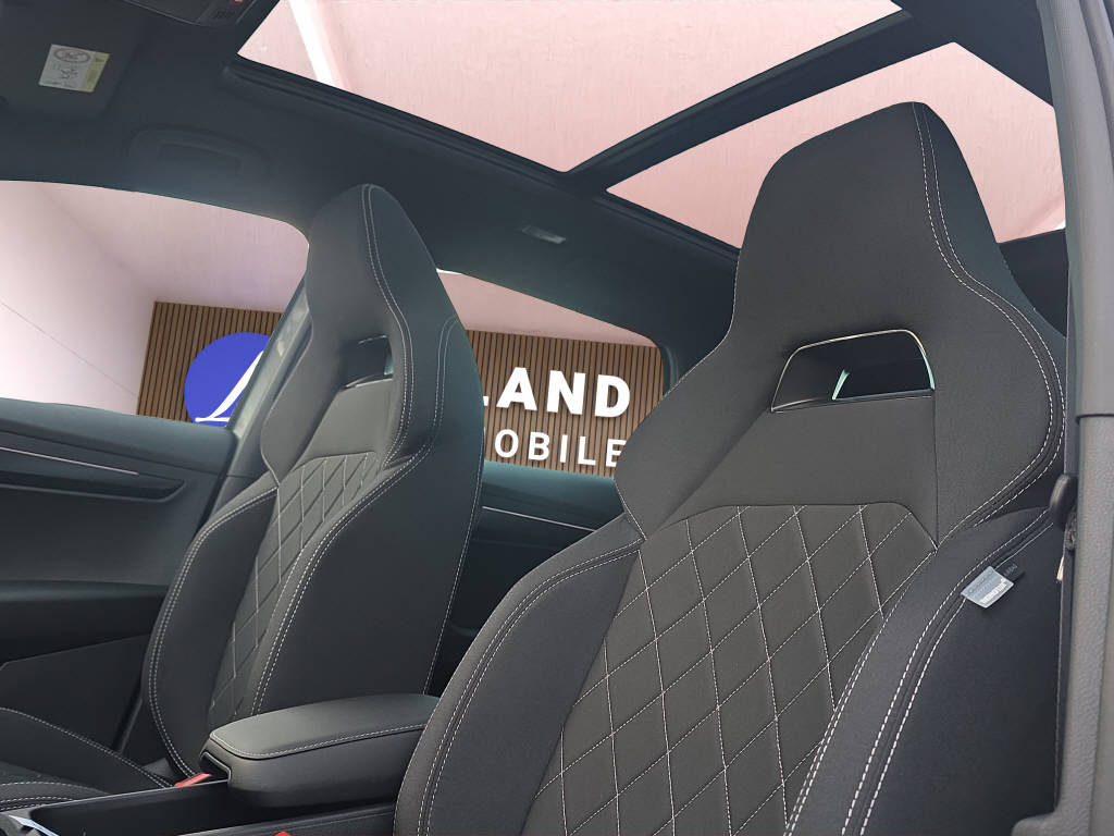 SKODA Karoq 1.5 TSI SportLine DSG-image-12