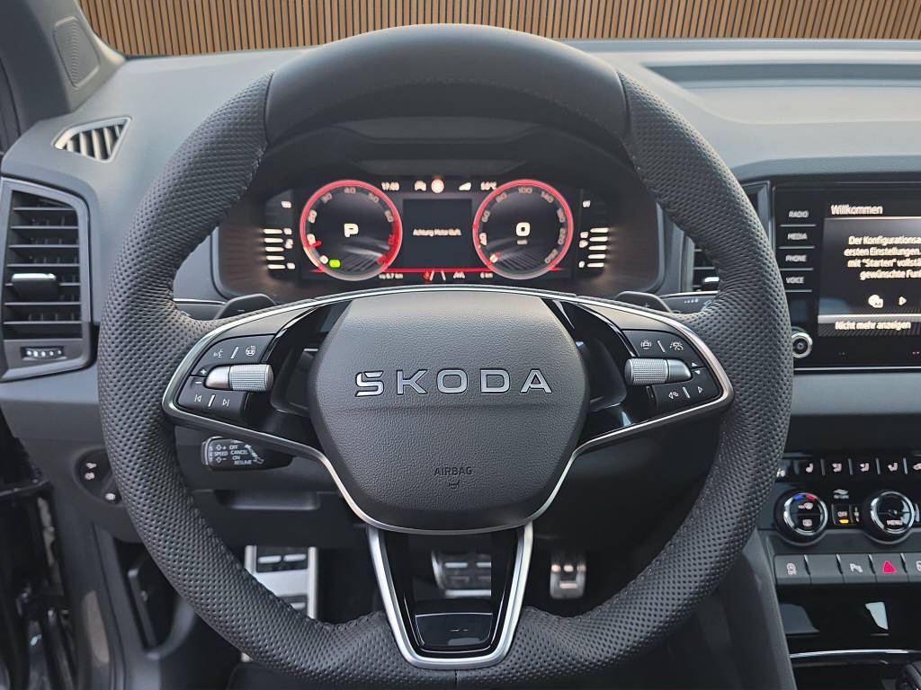 SKODA Karoq 1.5 TSI SportLine DSG-image-15