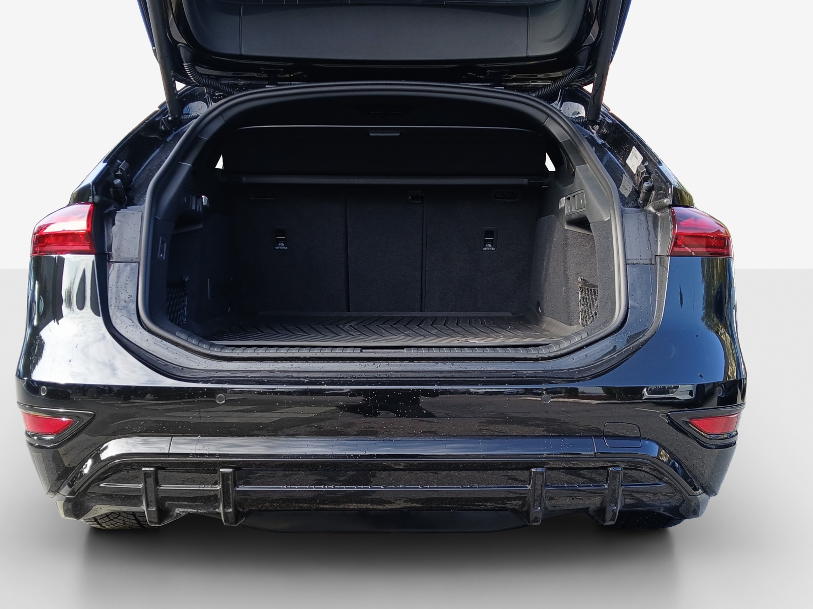 AUDI A6 Avant e-tron quattro-image-12