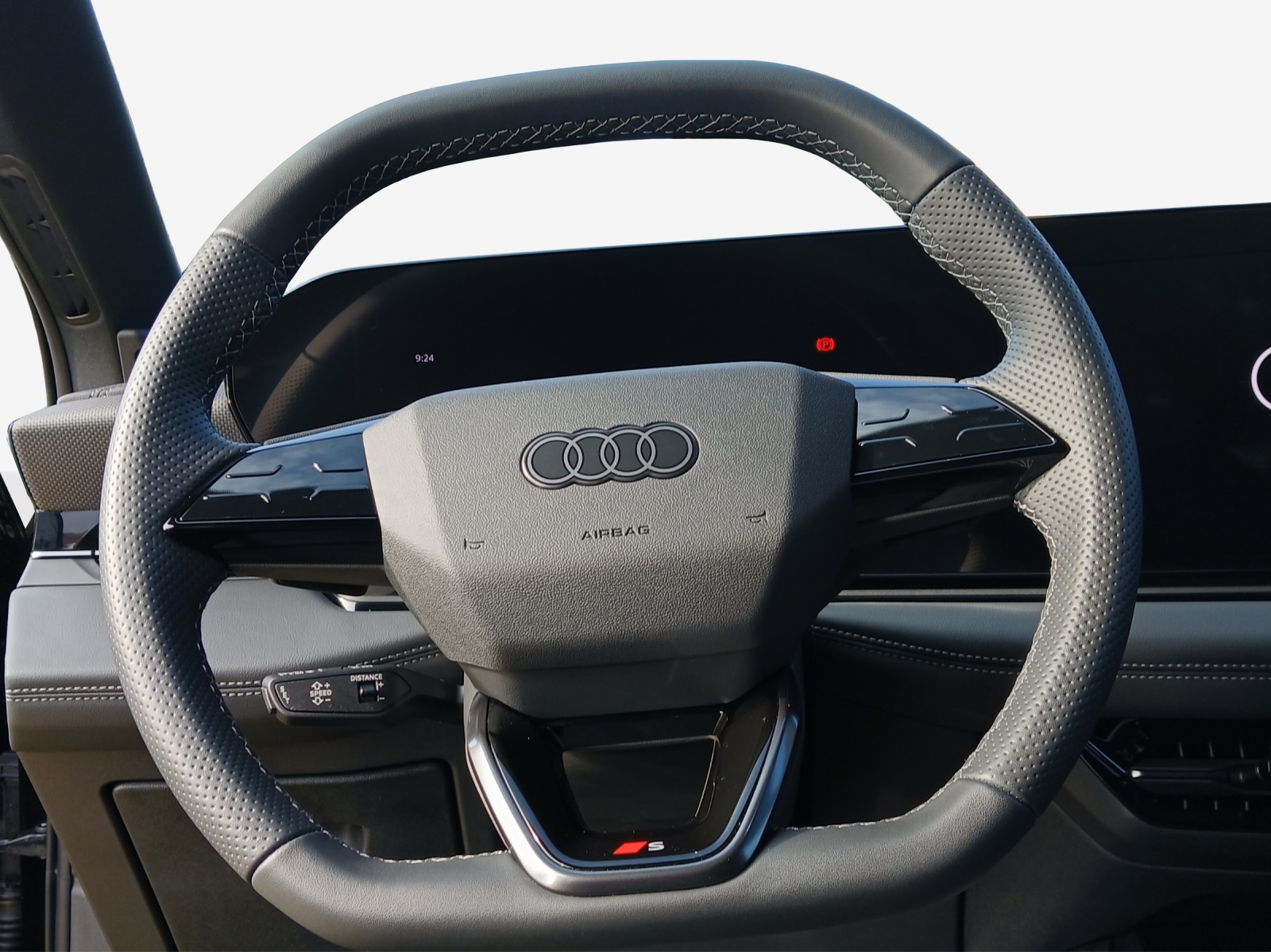 AUDI A6 Avant e-tron quattro-image-9