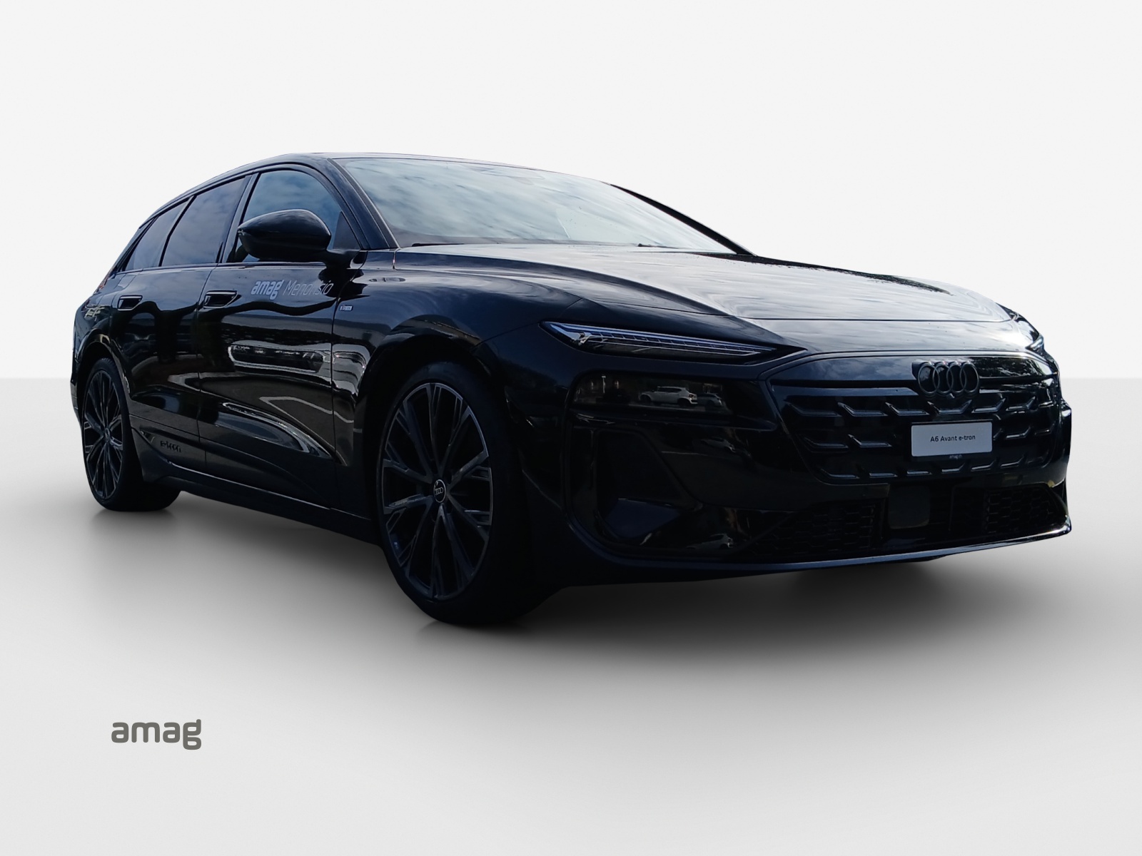 AUDI A6 Avant e-tron quattro-image-5