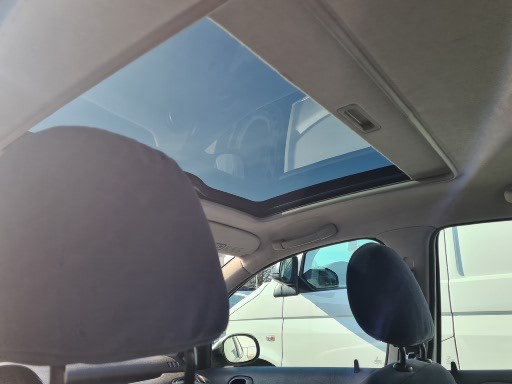 VW Golf R32 4Motion-image-11
