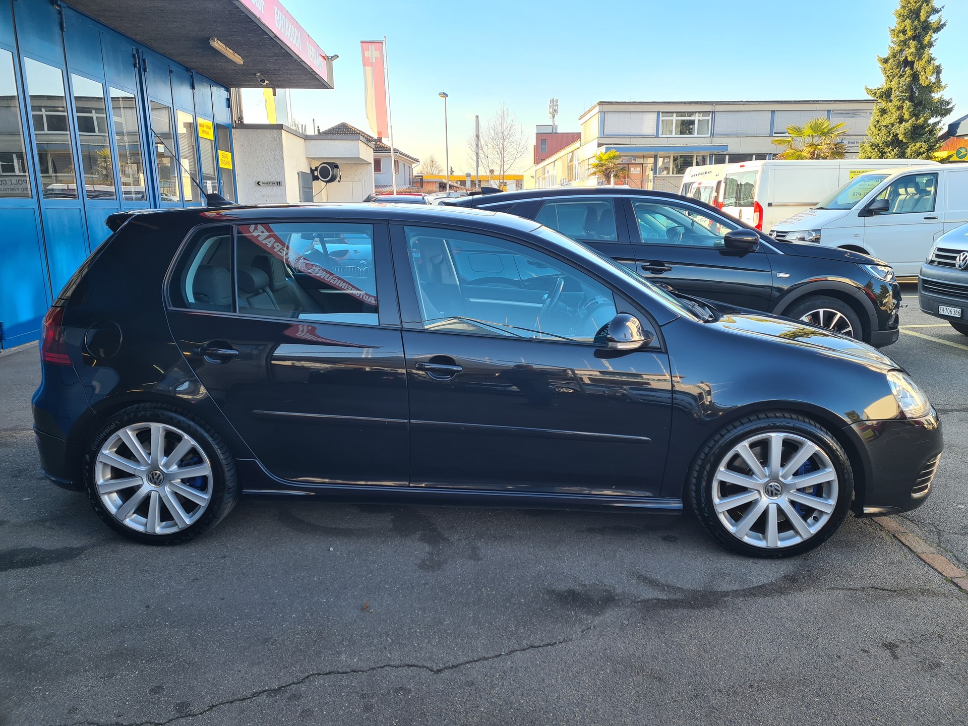 VW Golf R32 4Motion-image-1