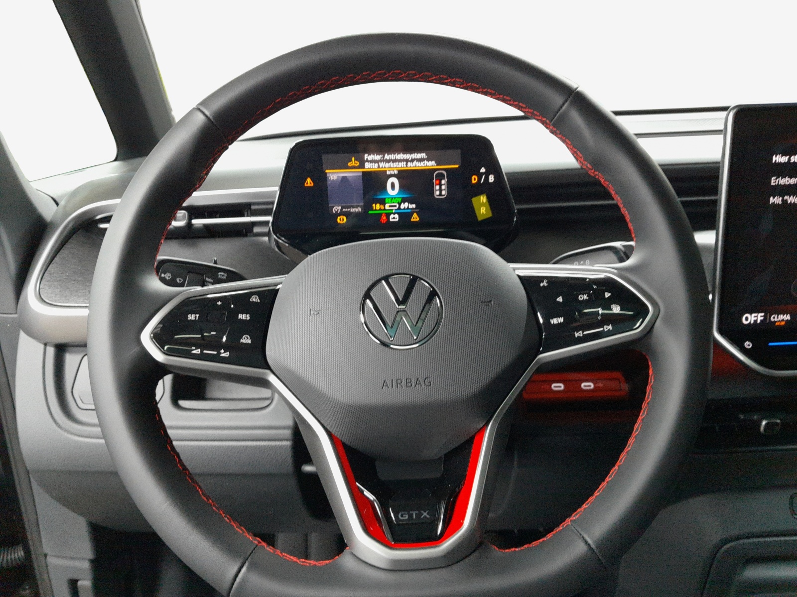 VW ID.Buzz NWB GTX 4 Motion-image-9