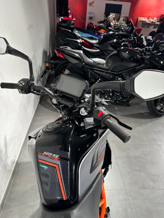 KTM 125 Duke-image-13