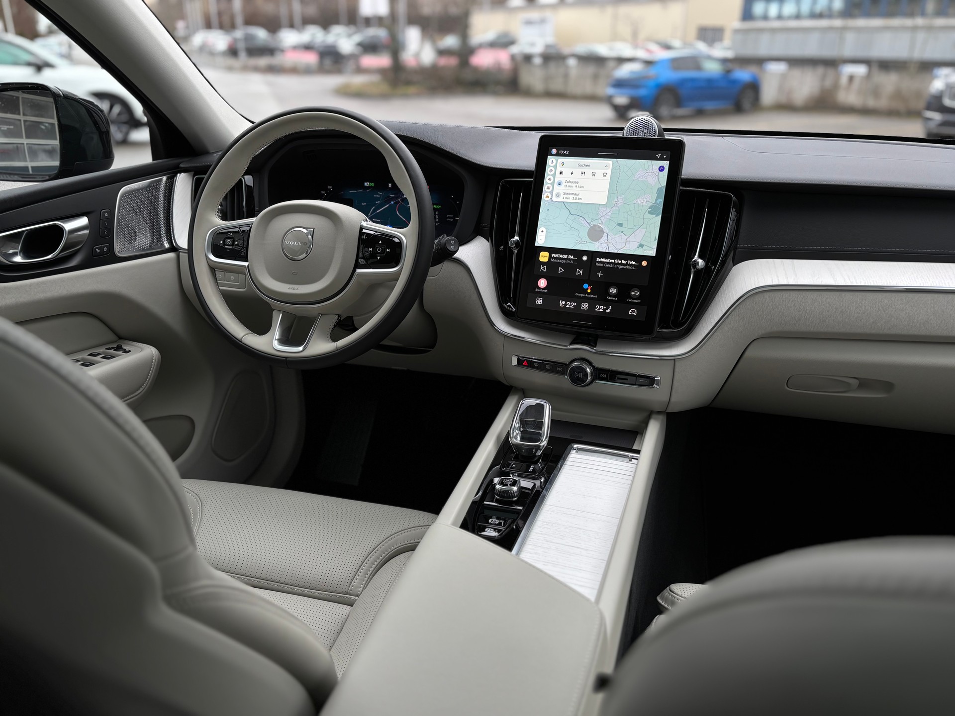 VOLVO XC60 2.0 T8 TE Ultra Dark eAWD-image-15