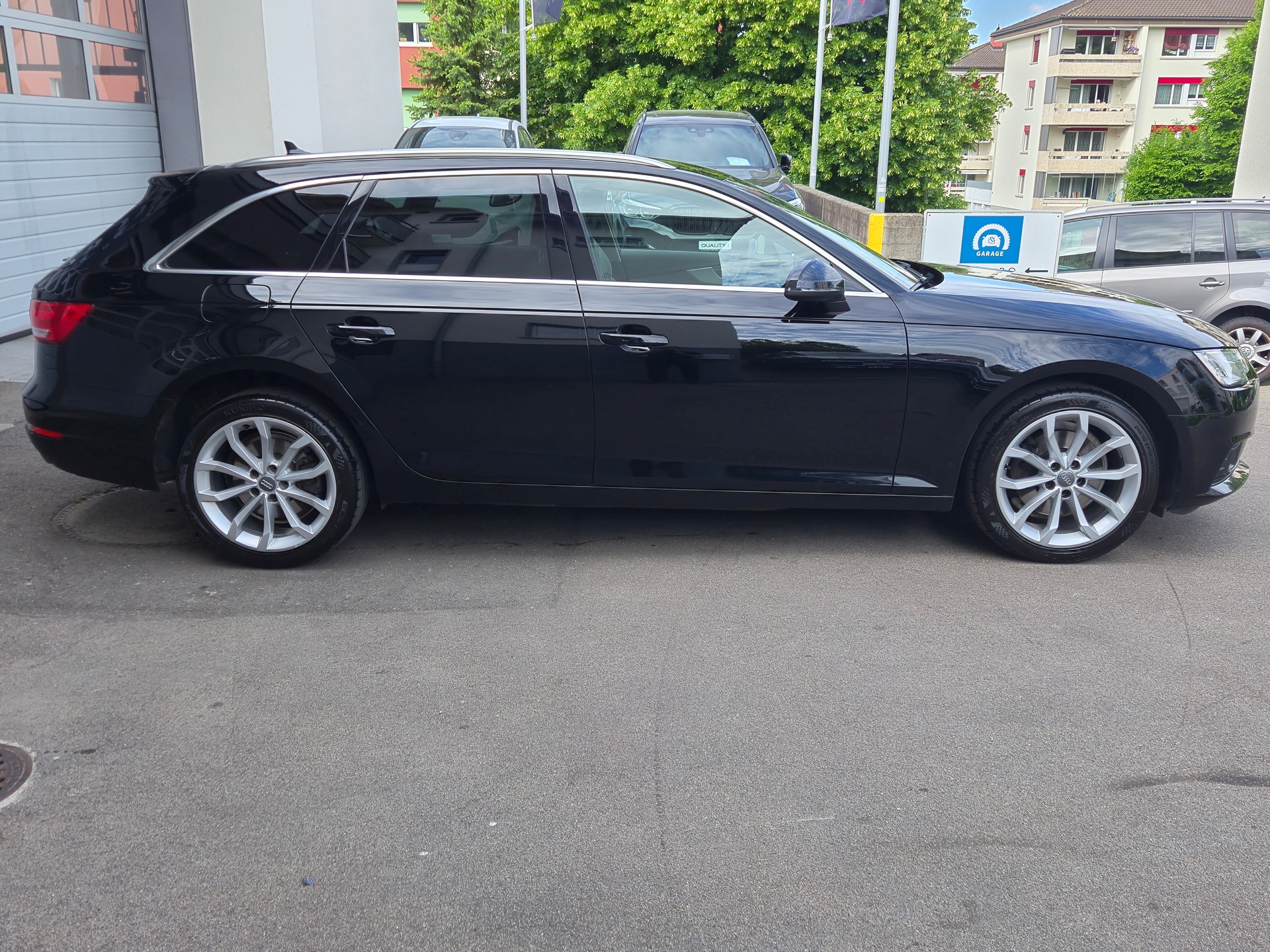 AUDI A4 Avant 2.0 TFSI S-tronic-image-14