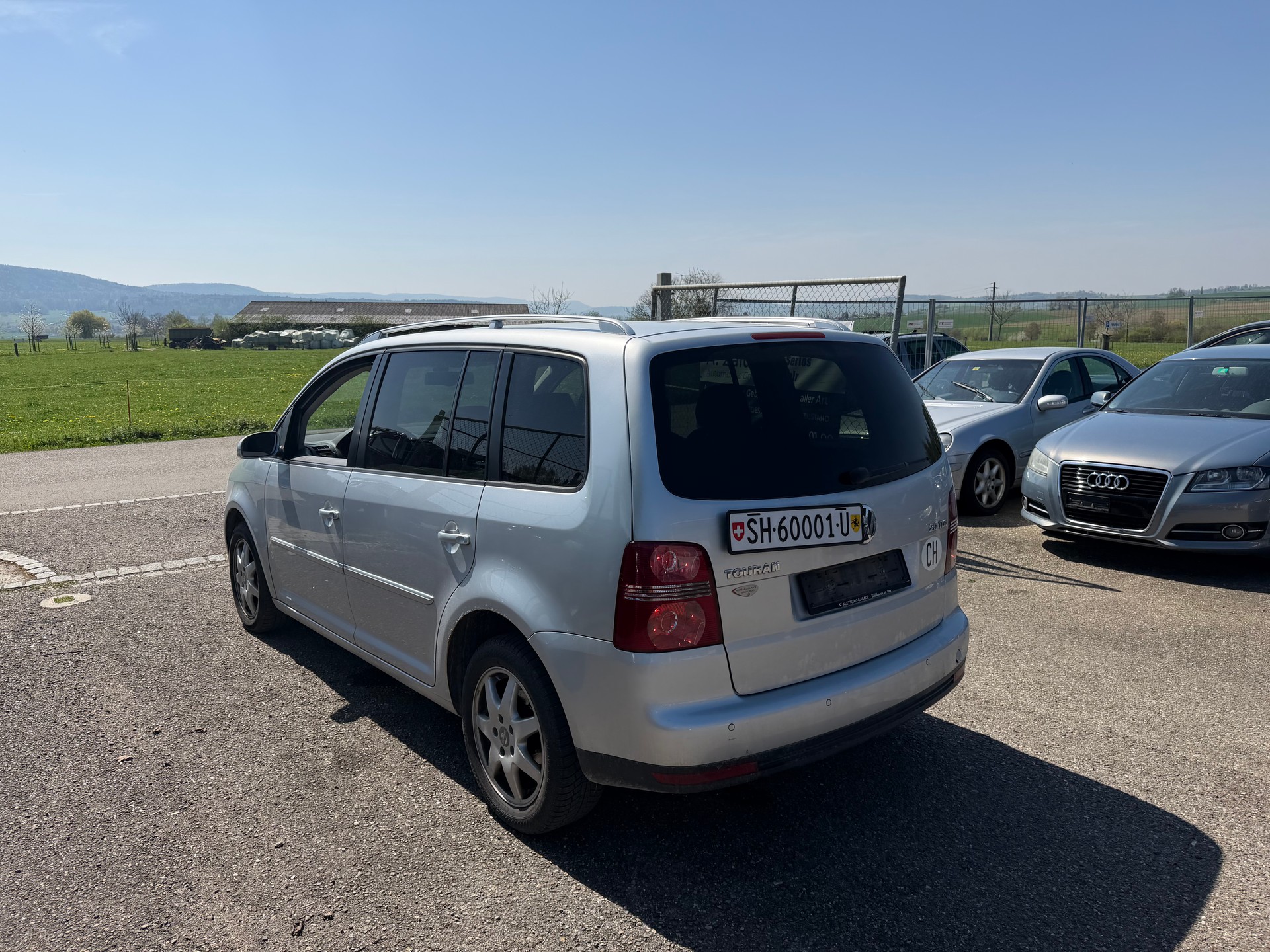 VW Touran 2.0 TDI Highline-image-5