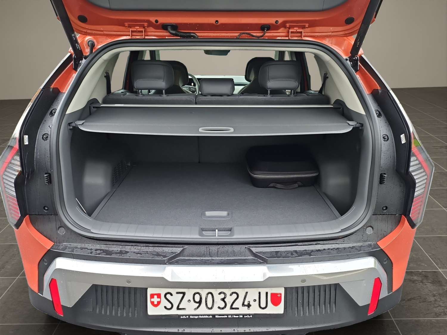 KIA EV3 81 kWh Earth+-image-16