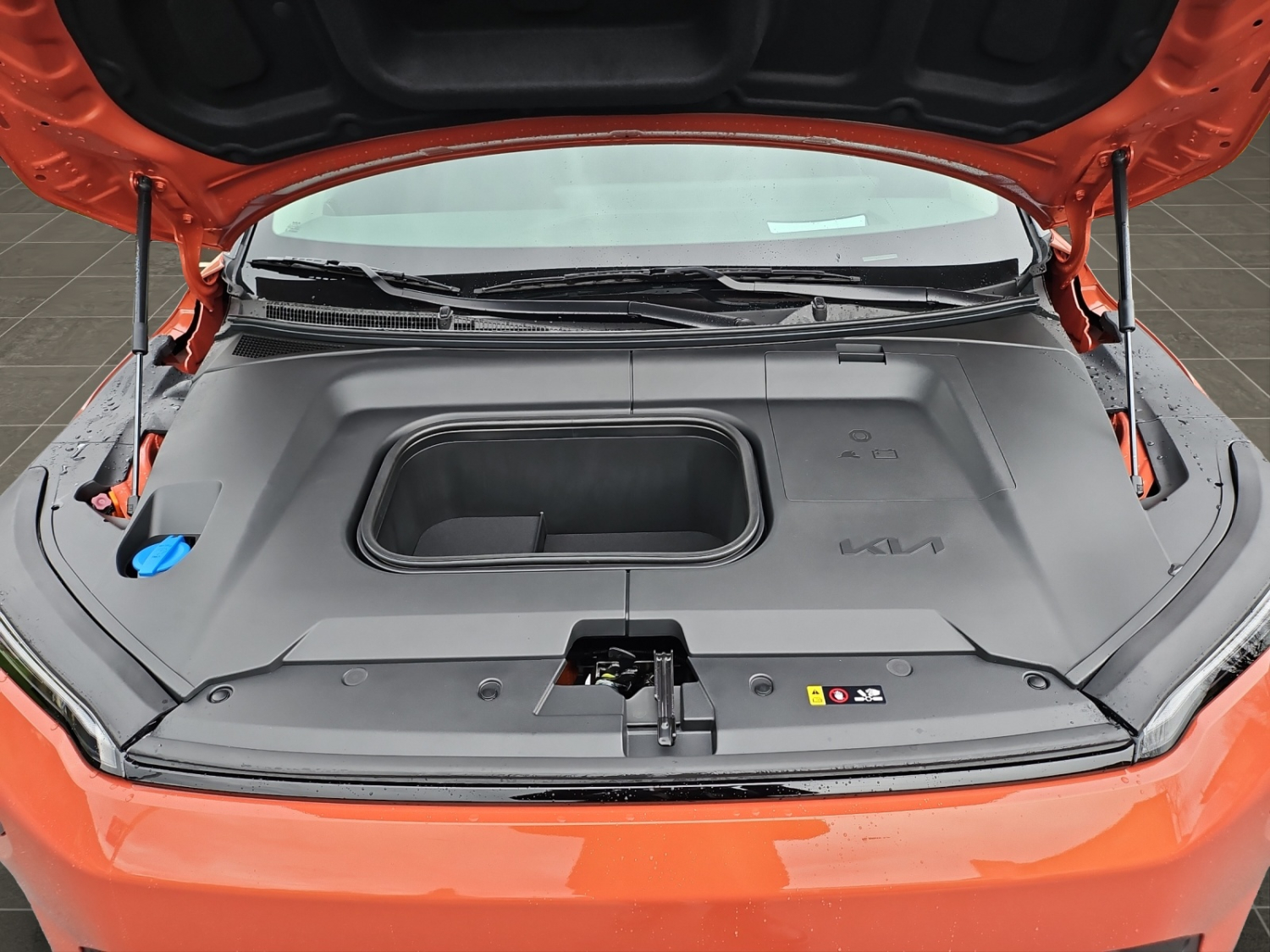 KIA EV3 81 kWh Earth+-image-17