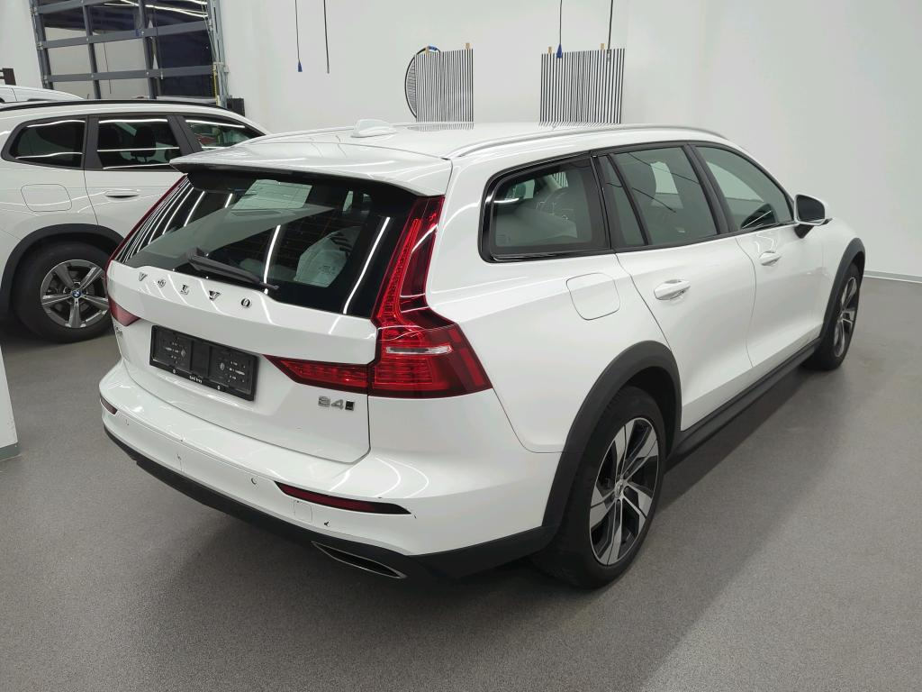 VOLVO V60 Cross Country B4 Diesel Mild Hybrid AWD Geartronic ** CH Fahrzeug ** 1. Hand **-image-1