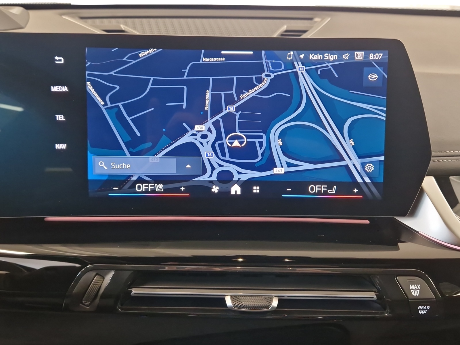 BMW iX1 xDrive 30 M Sport Pro-image-11