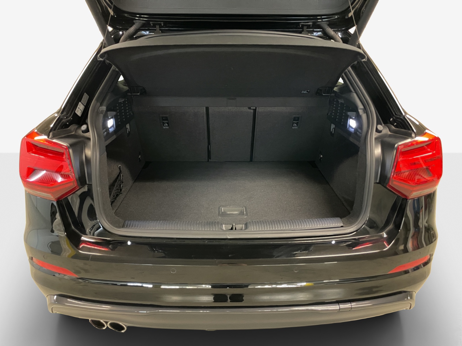 AUDI Q2 35 TDI quattro Sport Attraction S-tronic-image-12