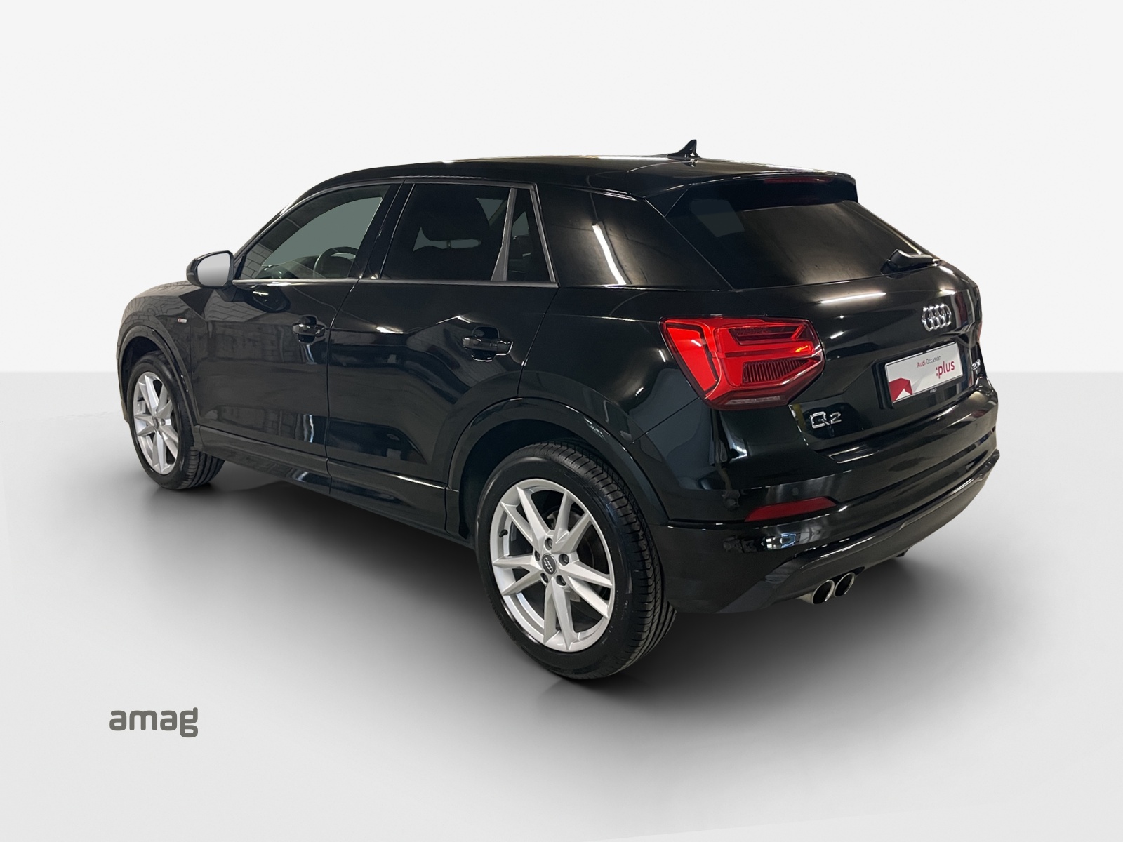 AUDI Q2 35 TDI quattro Sport Attraction S-tronic-image-2