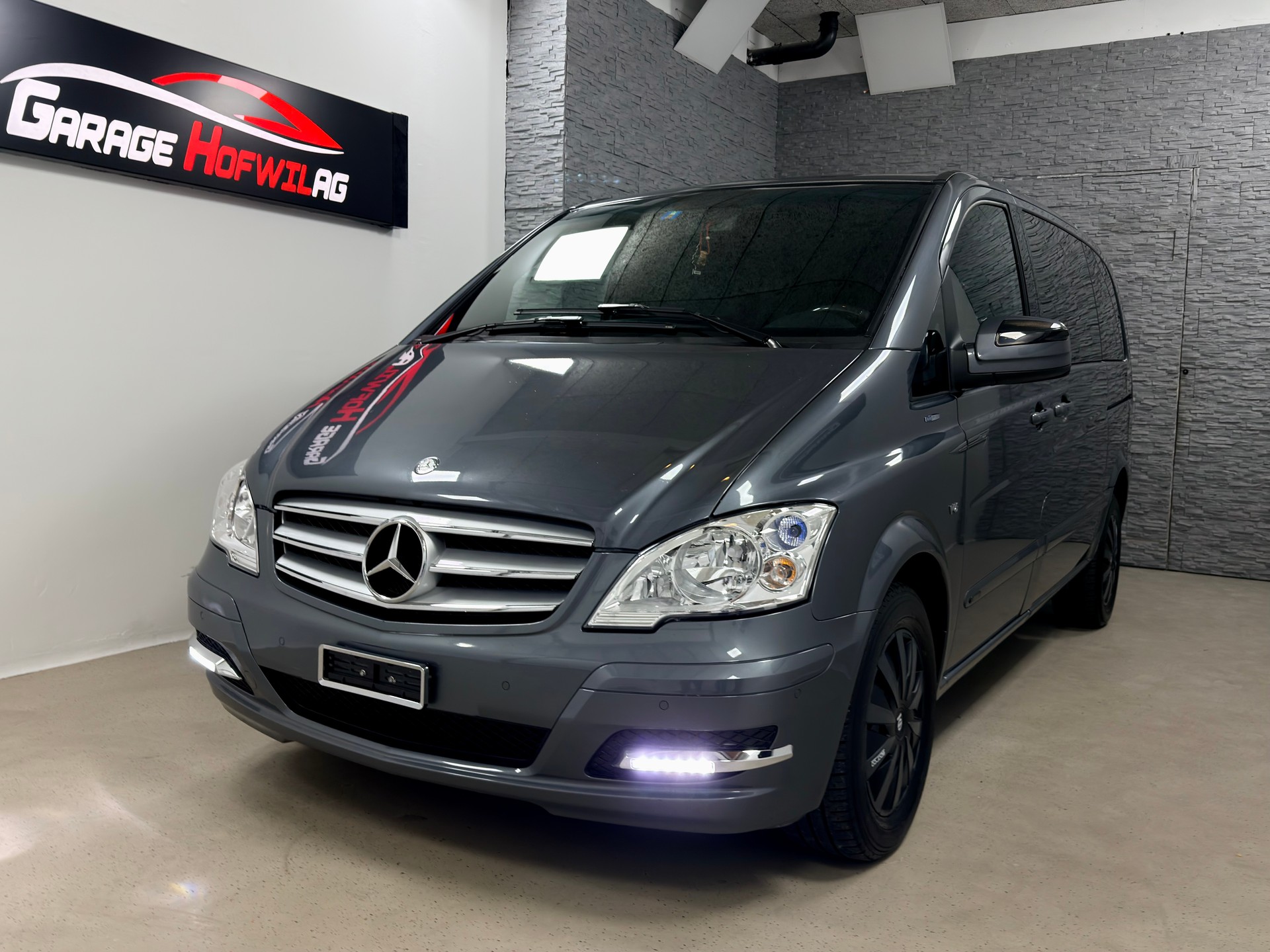 MERCEDES-BENZ Viano 3.0 CDI Blue Efficiency Ambiente EL A-image-3