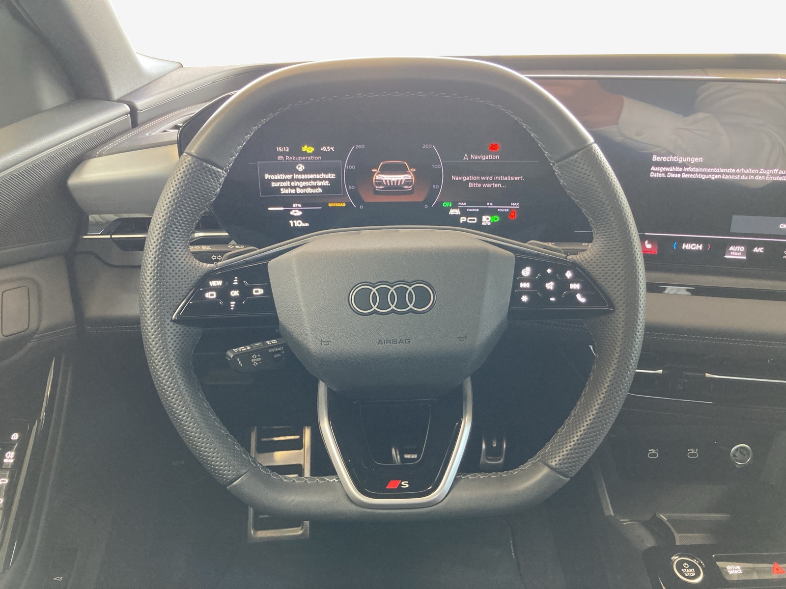 AUDI Q6 e-tron quattro-image-10