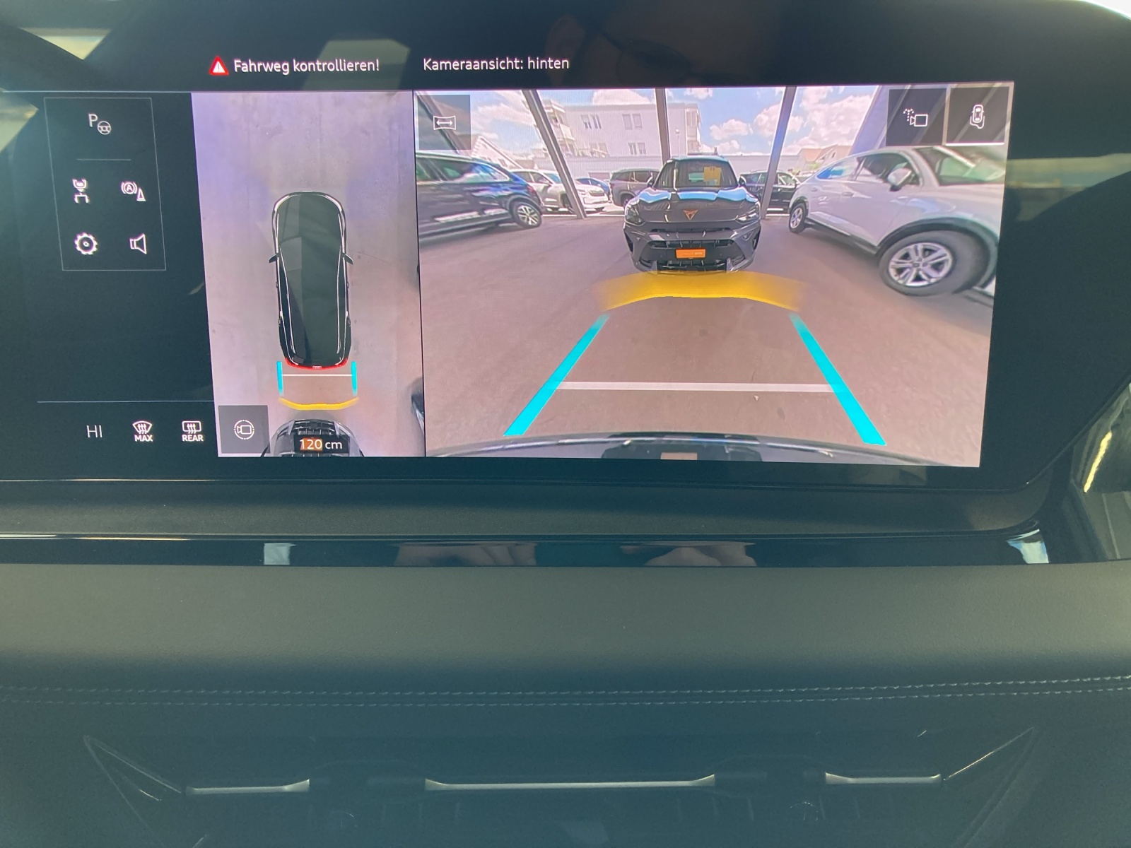 AUDI Q6 e-tron quattro-image-15