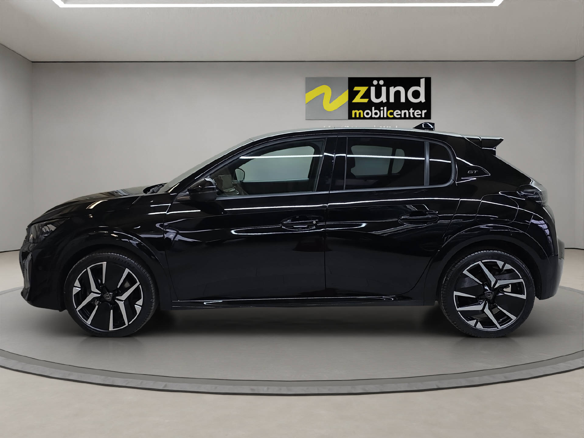 PEUGEOT 208 1.2 Hybrid 145 GT-image-1