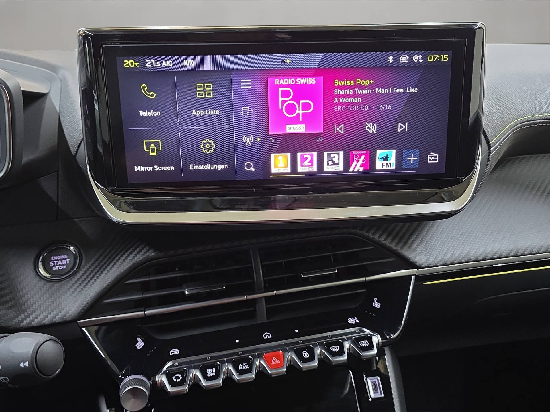 PEUGEOT 208 1.2 Hybrid 145 GT-image-13