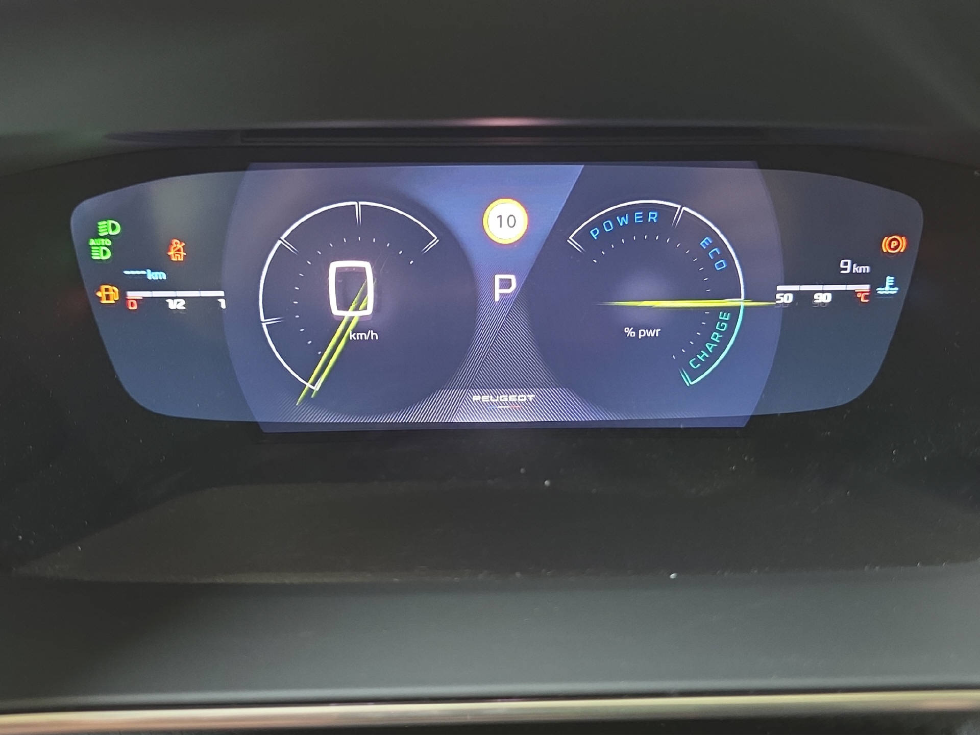 PEUGEOT 208 1.2 Hybrid 145 GT-image-7